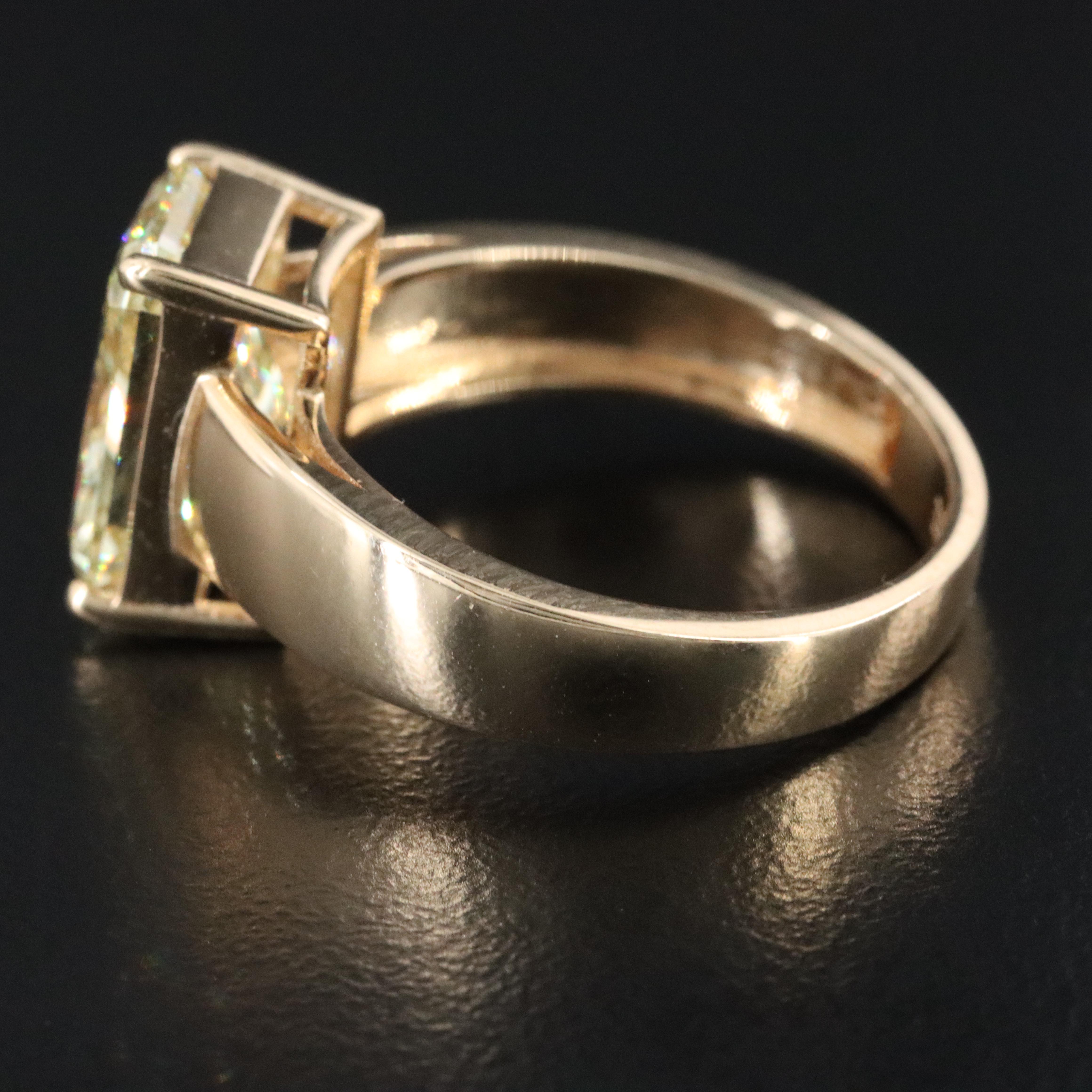 18K 3.55 CT Lab Grown Fancy Yellow Diamond Solitaire Ring with IGI Report