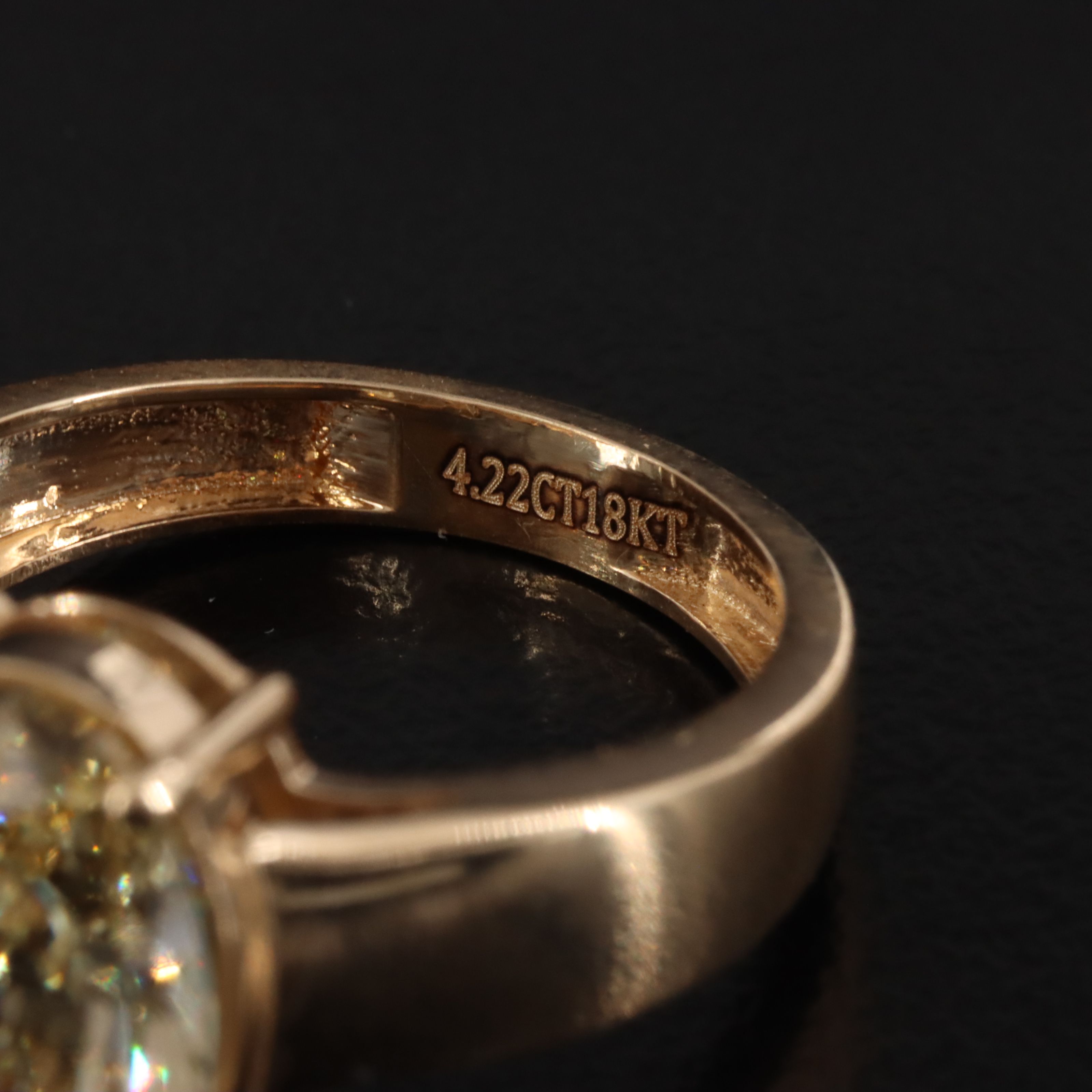 18K 4.22 CT Lab Grown Fancy Yellow Diamond Solitaire Ring with IGI Report