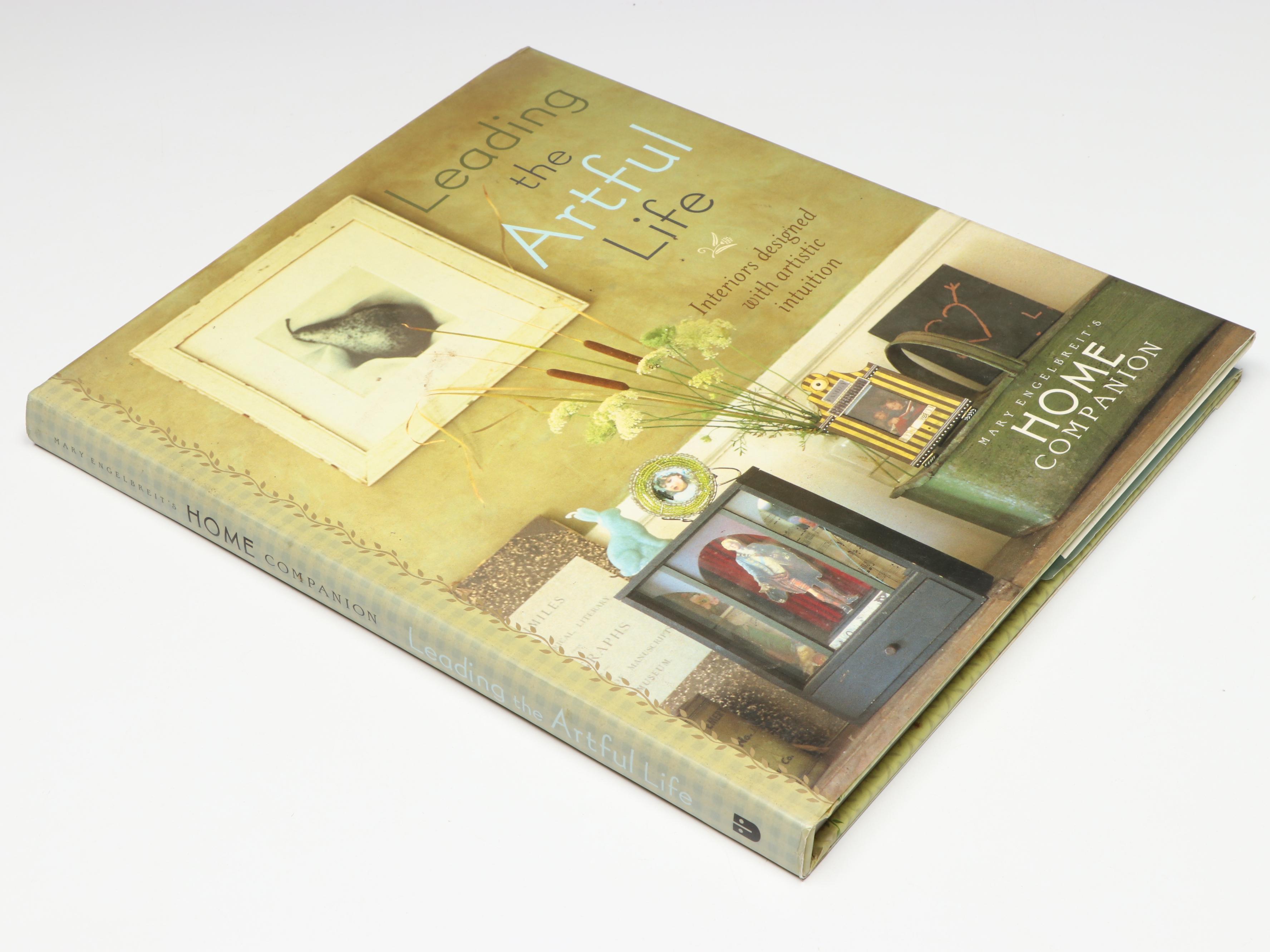 Martha Stewart "Decorating for the Holidays" with More Holiday, Home Décor Books