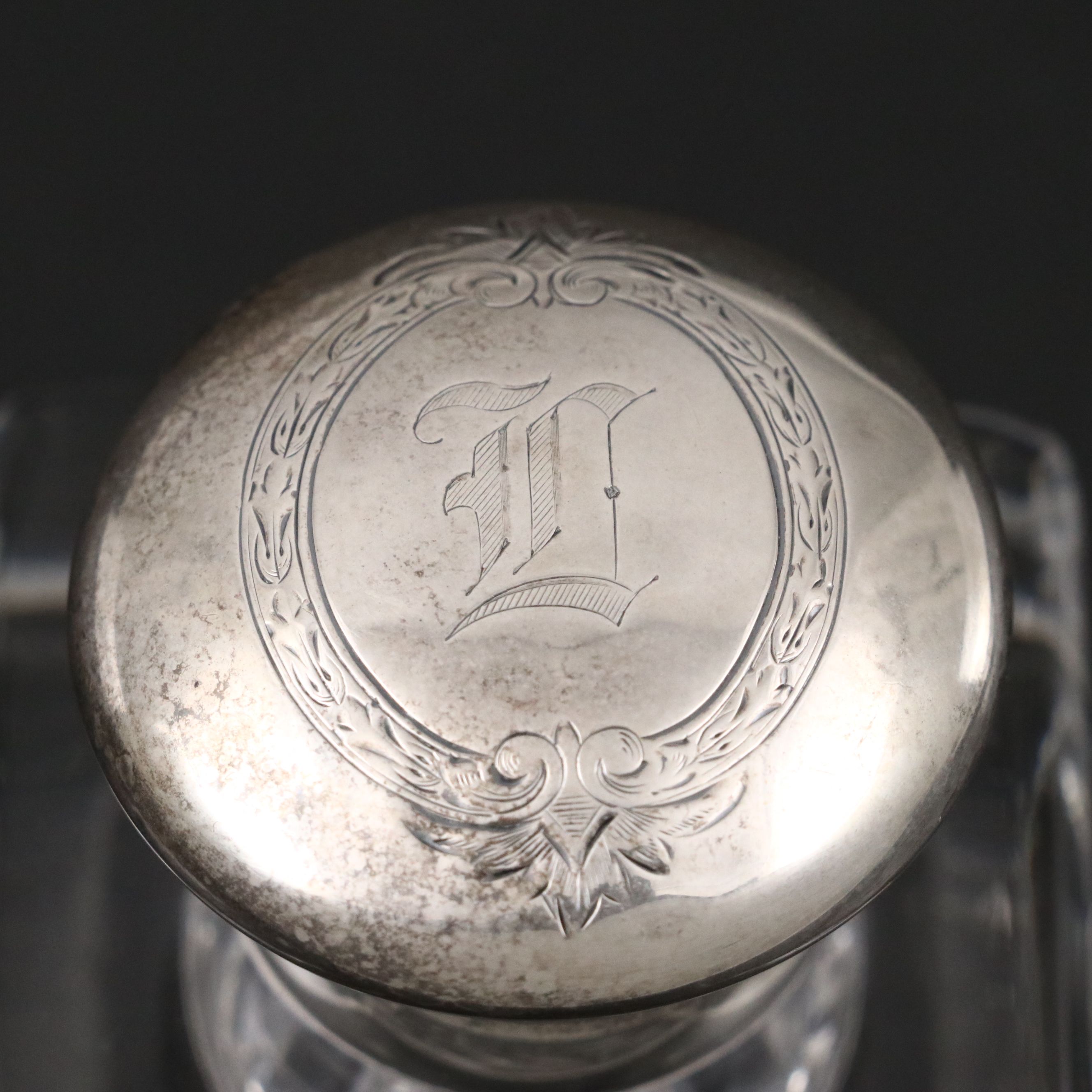 Gorham Sterling Silver and Crystal Inkwell and Pen Rest, 1916-1917