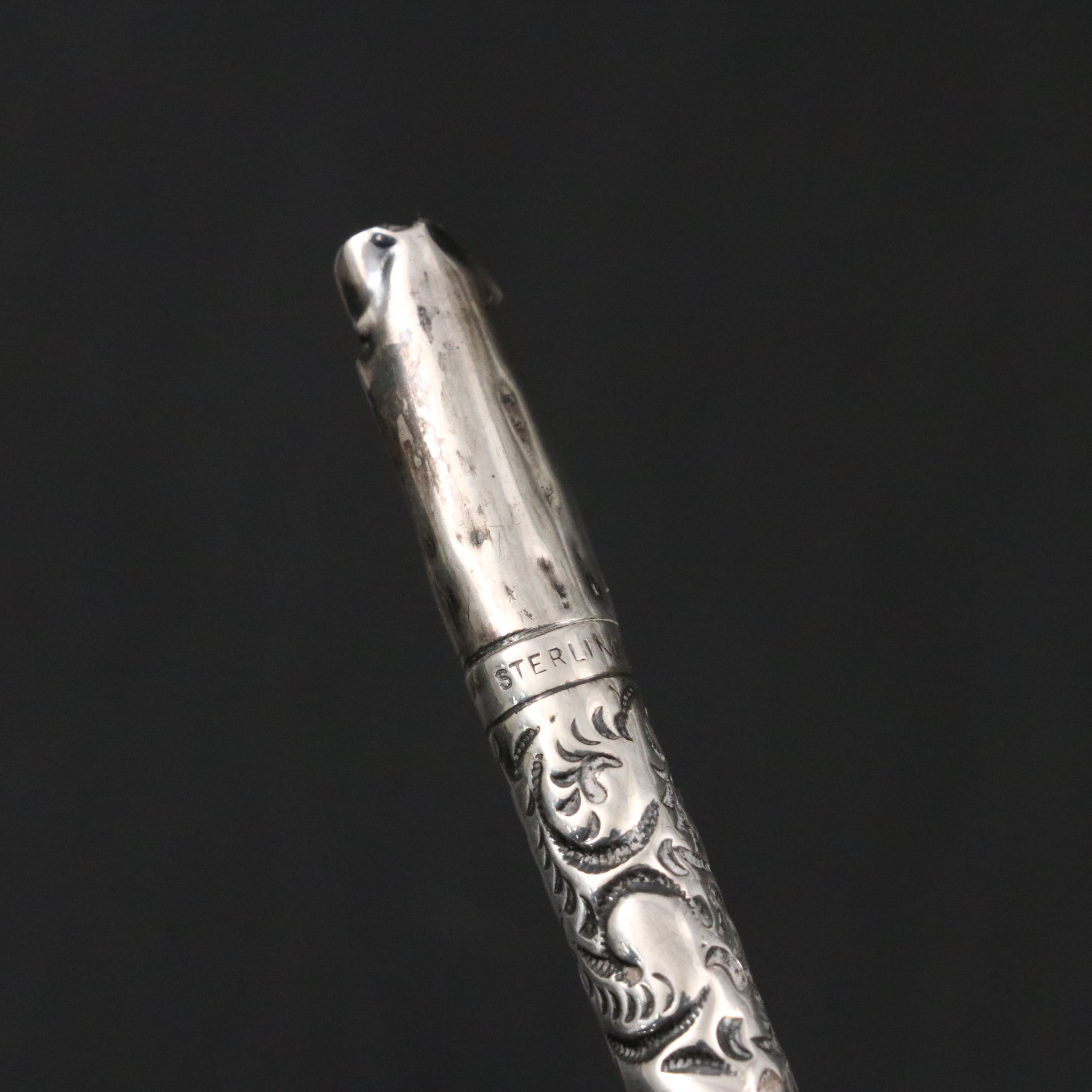 Gorham Sterling Silver and Crystal Inkwell and Pen Rest, 1916-1917