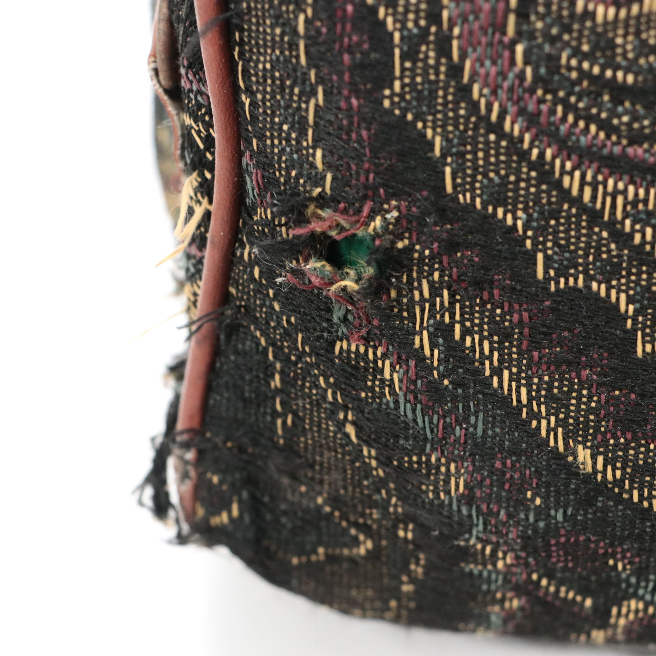 Cobra Golf Clubs, Daiwa Leather Golf Bag, and More Golf Accessoried