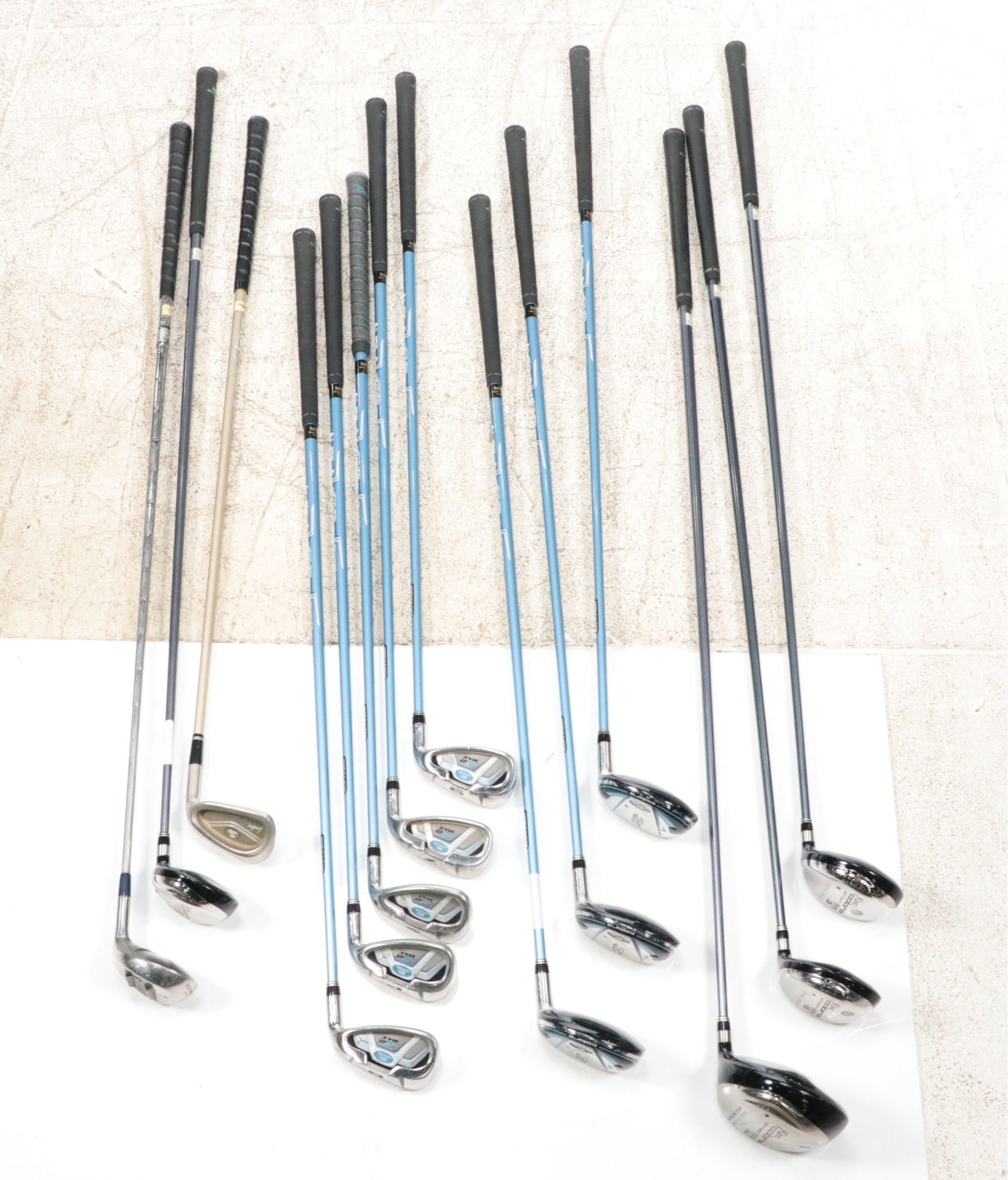 Cobra Golf Clubs, Daiwa Leather Golf Bag, and More Golf Accessoried