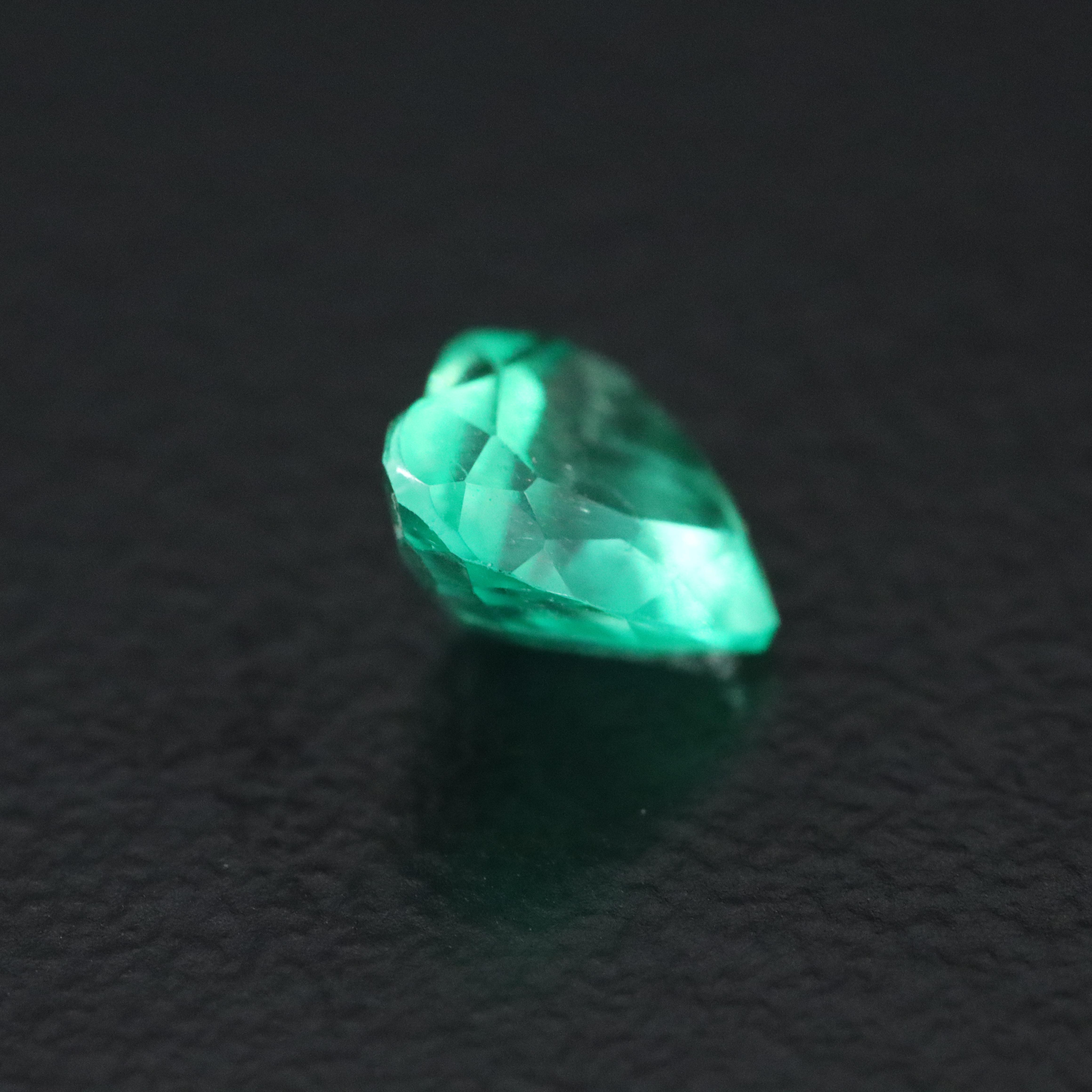 Loose 0.72 CT Emerald