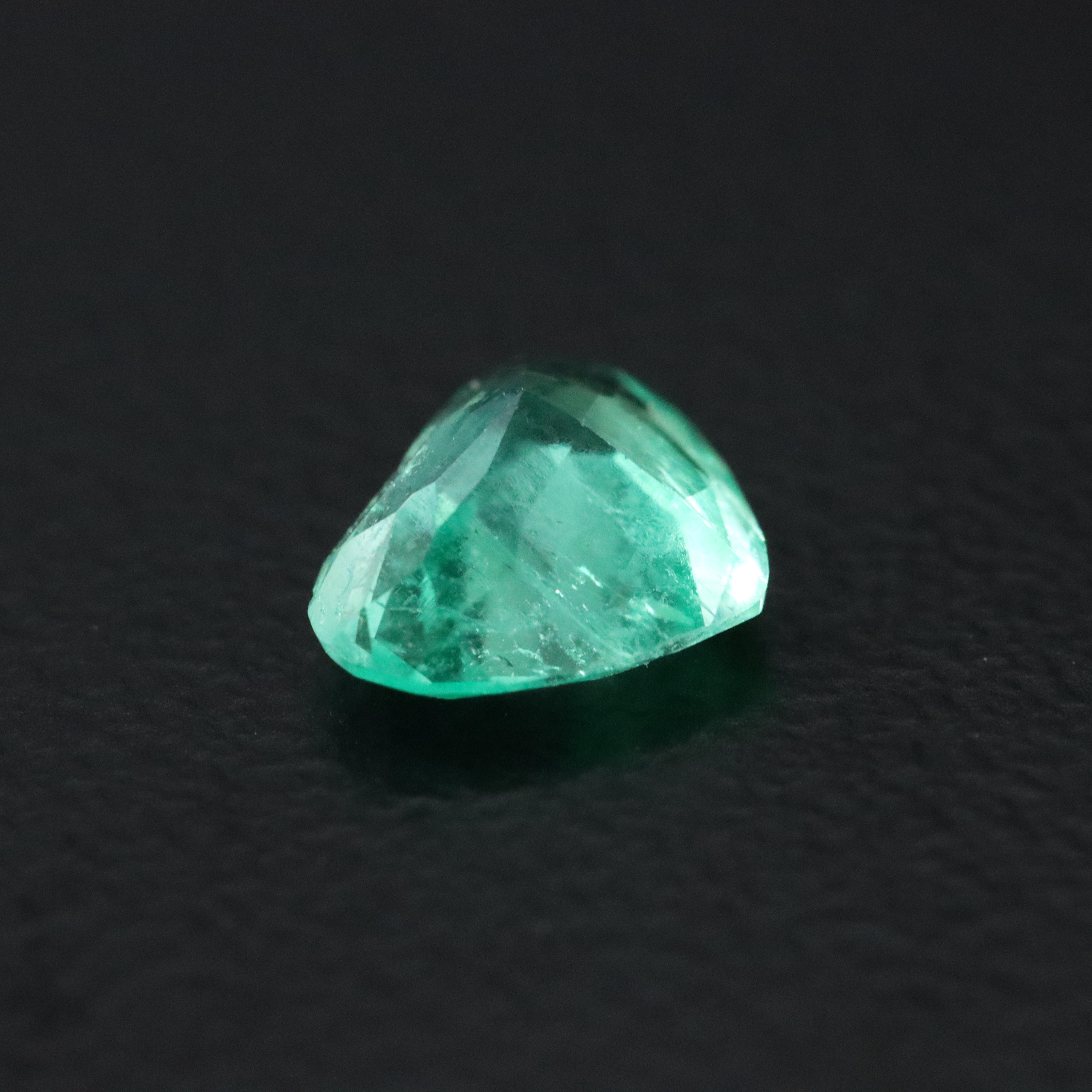 Loose 0.72 CT Emerald