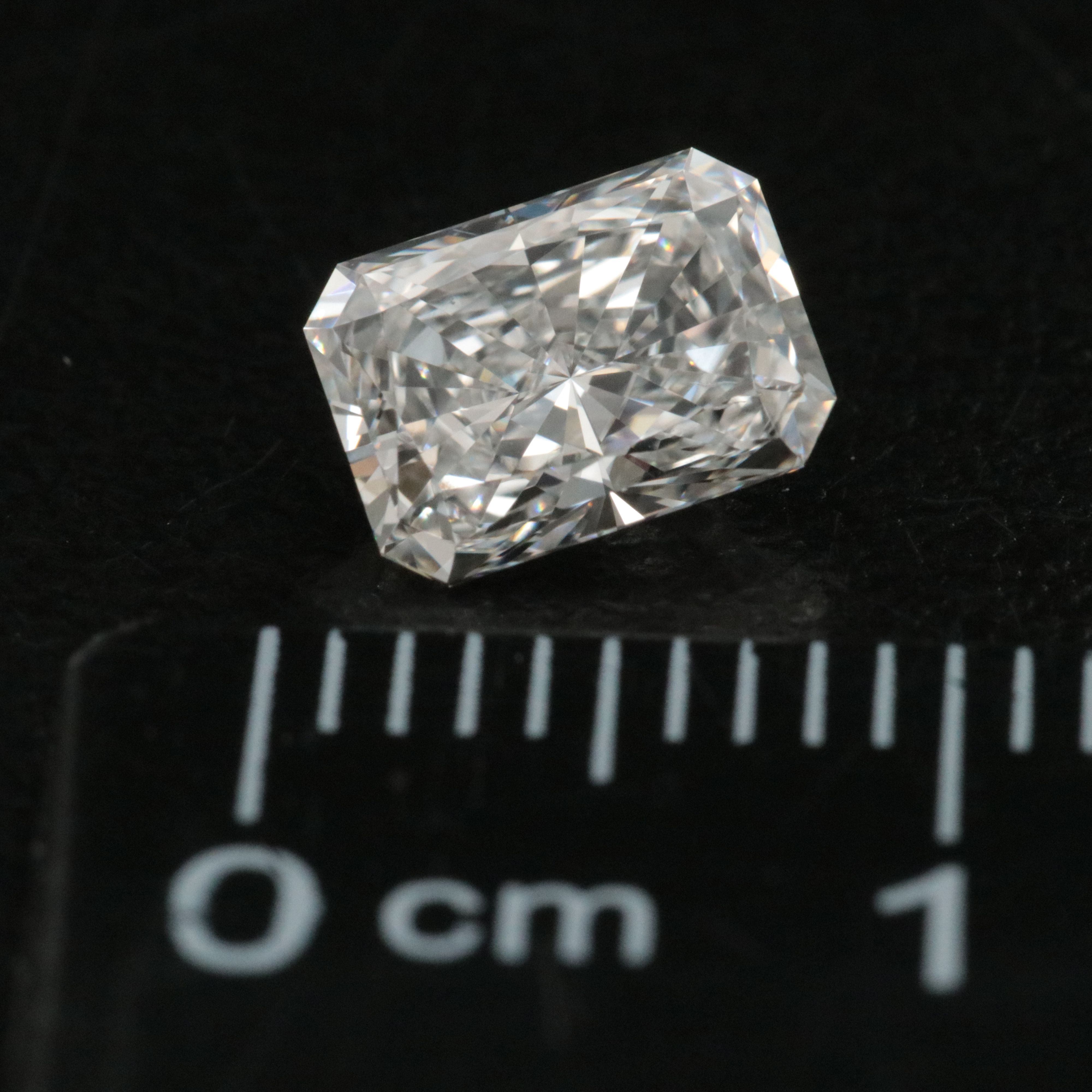 Loose 1.05 CT Lab Grown Diamond with IGI Report