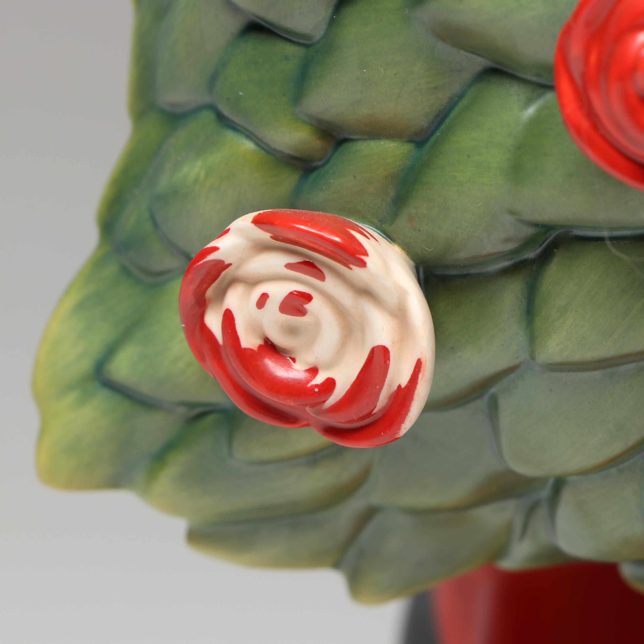 Disney Villains "Who's Been Painting My Roses Red?" Collectors Society Figurine