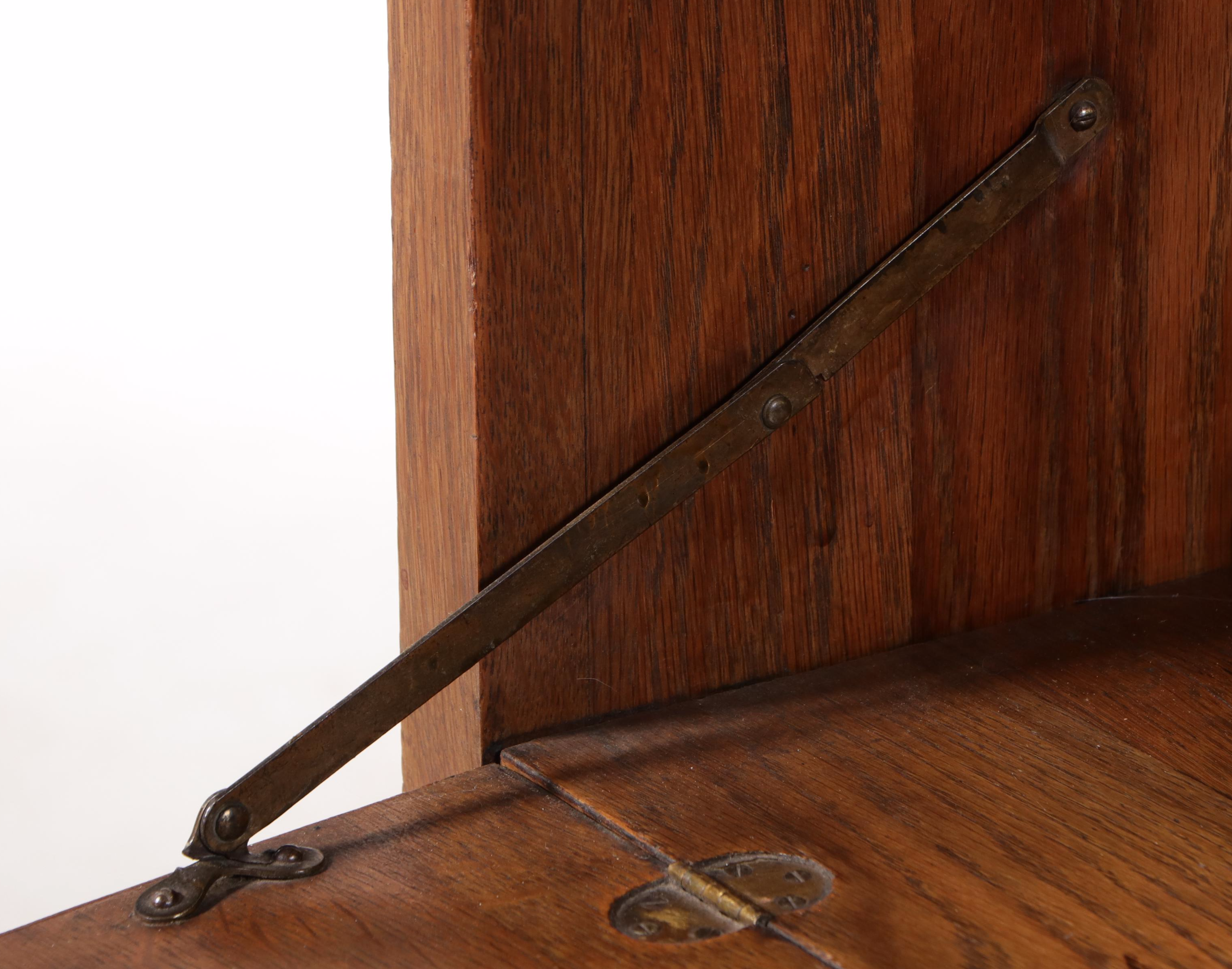 Arts & Crafts Oak Fall Front Desk