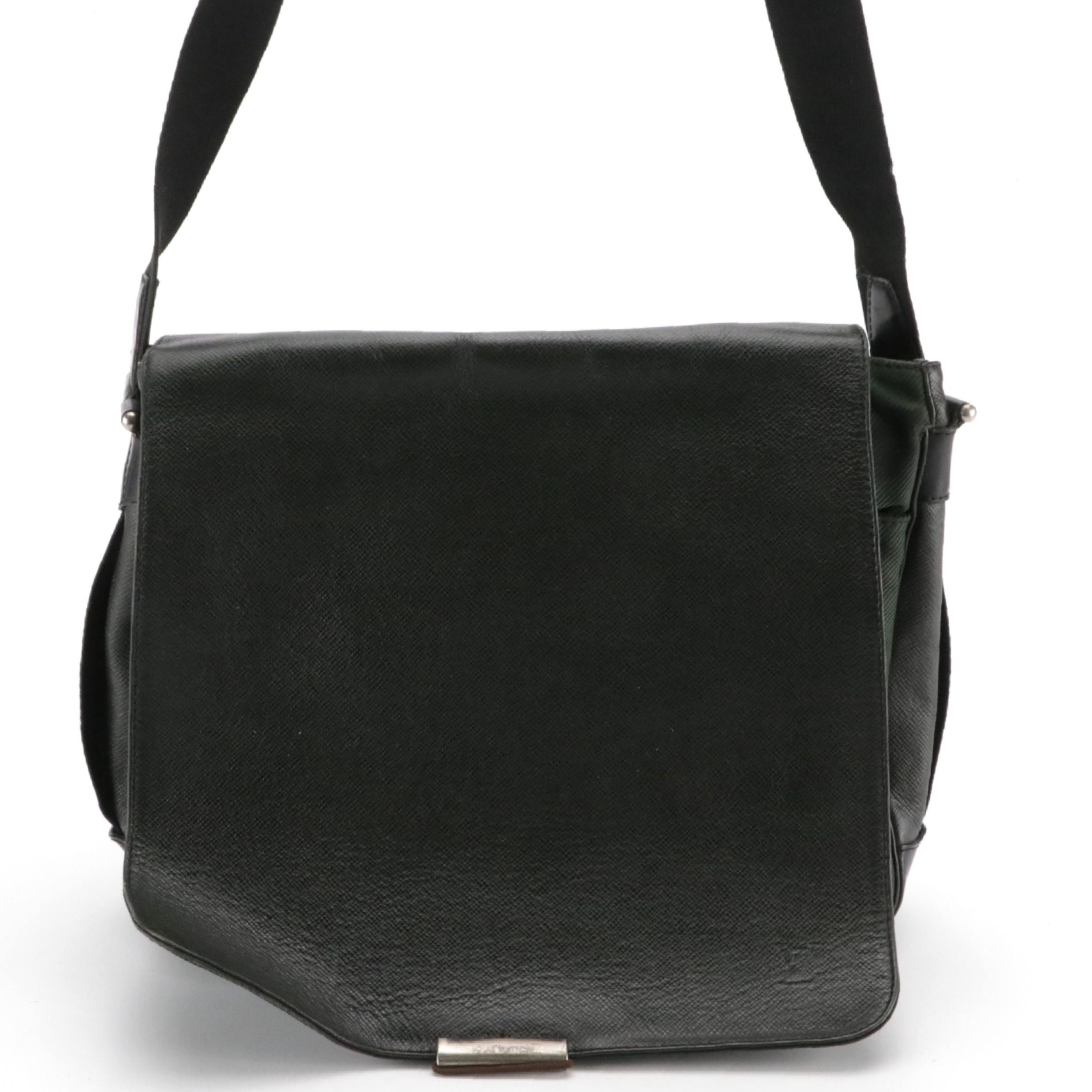 Louis Vuitton Viktor Crossbody Messenger Bag in Dark Green Taiga Leather