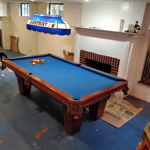 Kasson 8' Slate-Top Oak Pool Table with Cues, Accessories and Wall Rack