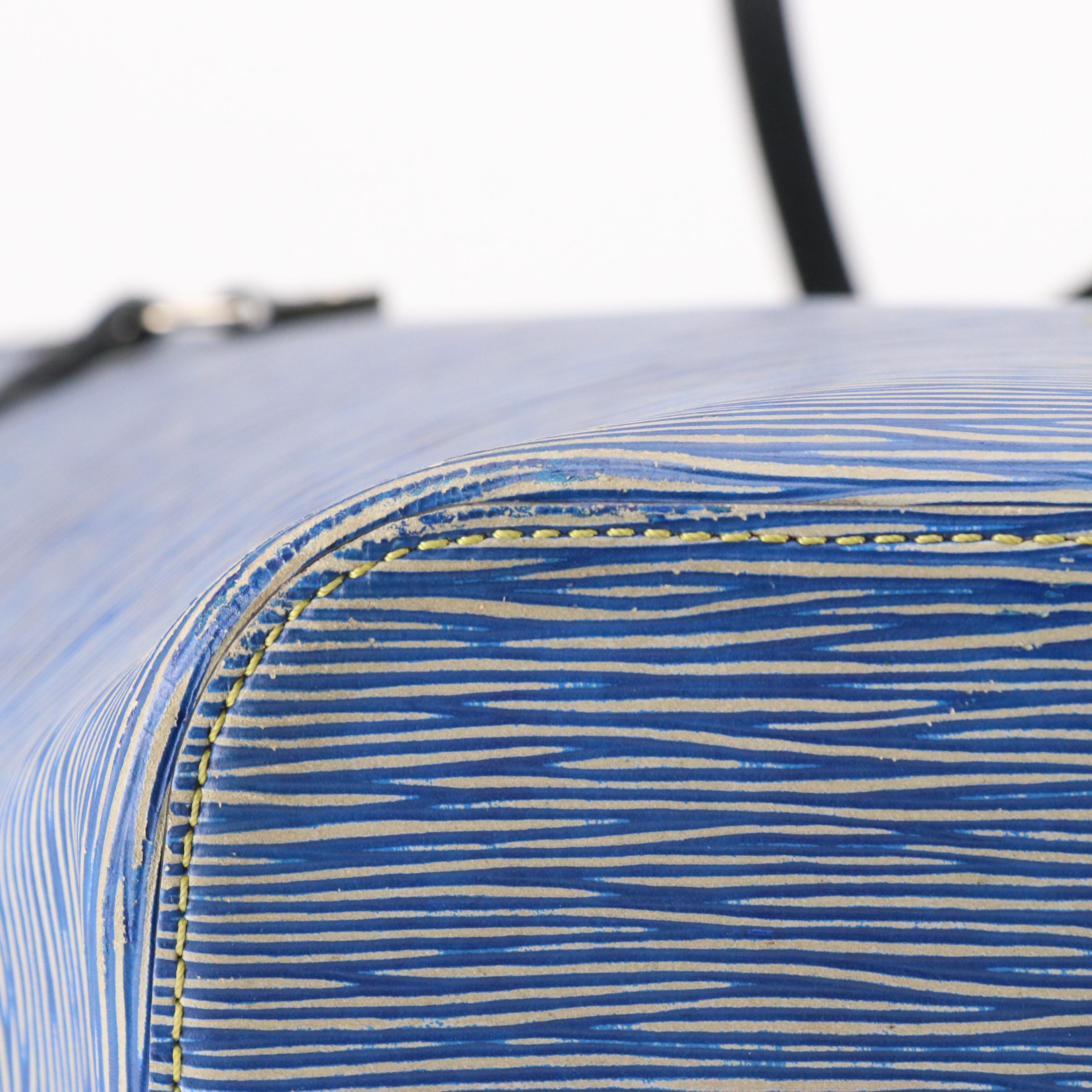 Louis Vuitton Neverfull MM Tote and Pouch in Light Denim Epi Leather