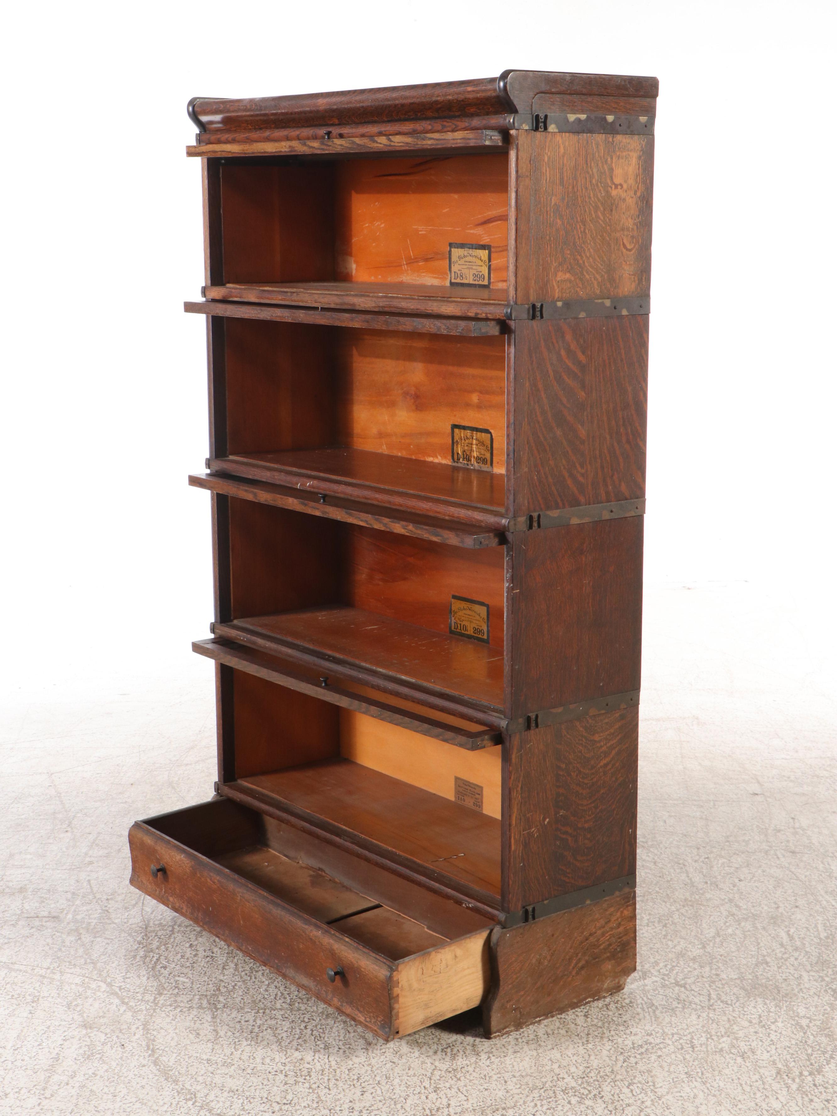 Globe-Wernicke Oak Four-Shelf Barrister's Bookcase, Early 20th Century
