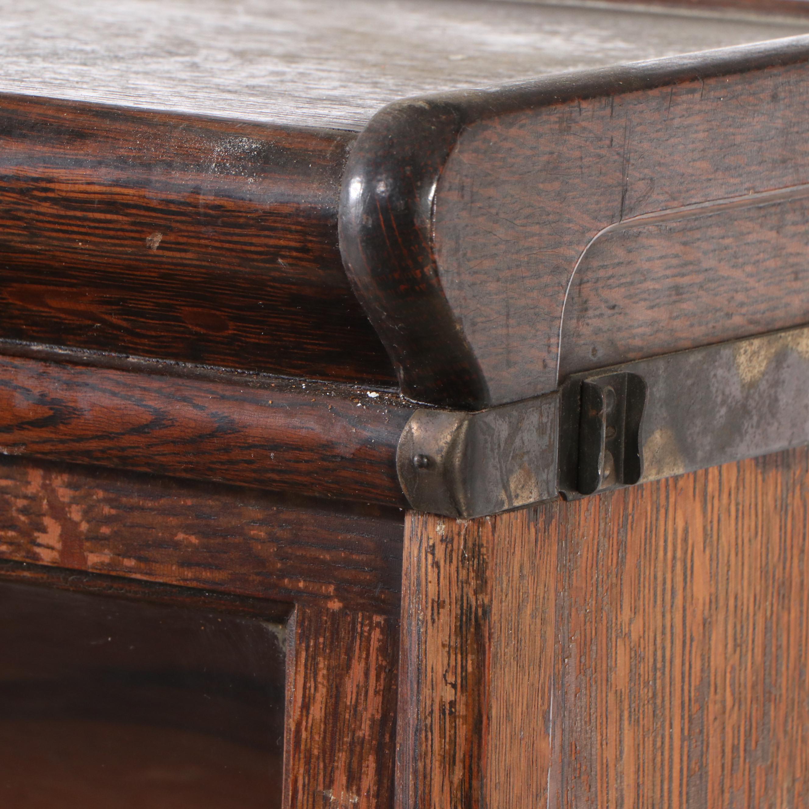 Globe-Wernicke Oak Four-Shelf Barrister's Bookcase, Early 20th Century