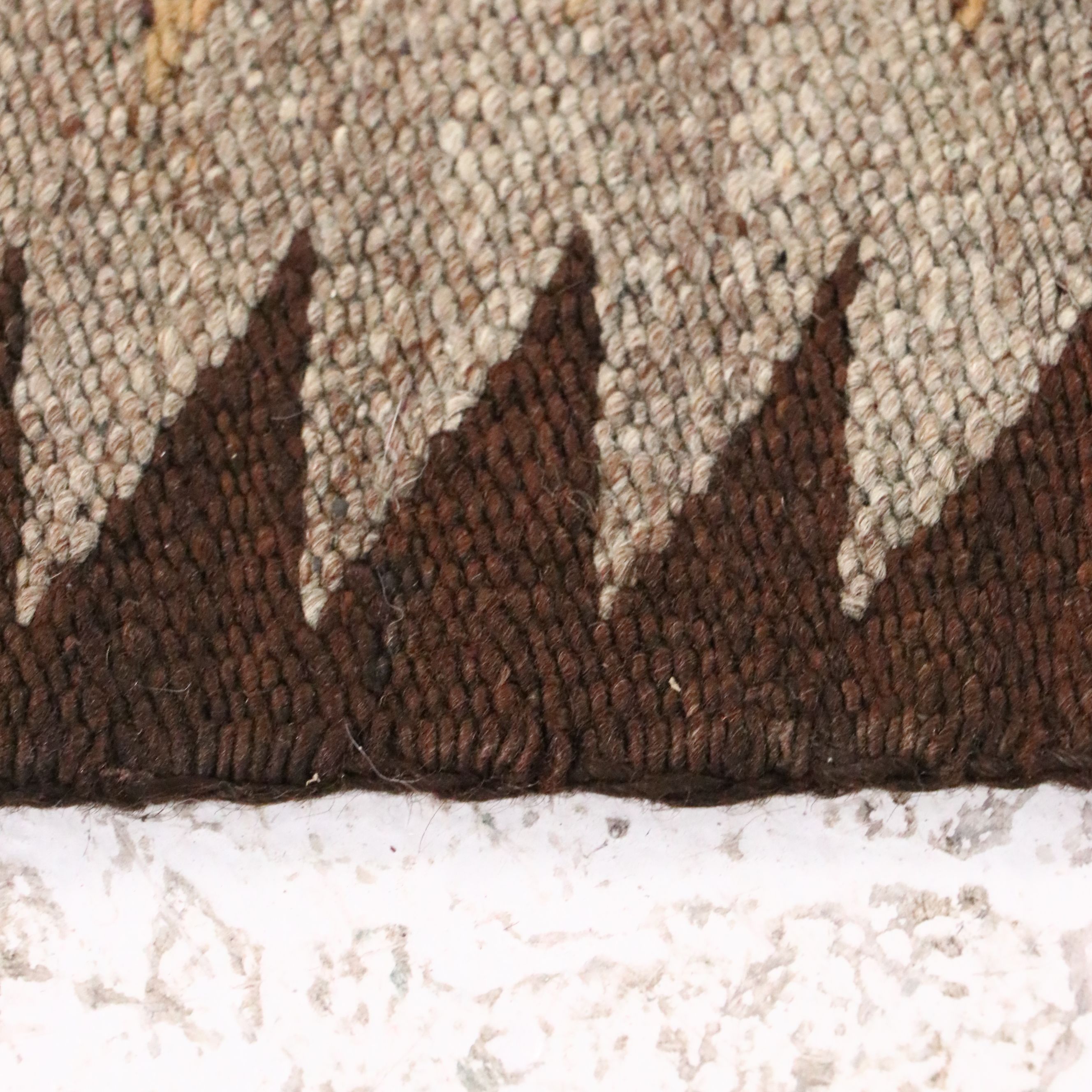 2'7 x 3'9 Handwoven Navajo Accent Rug