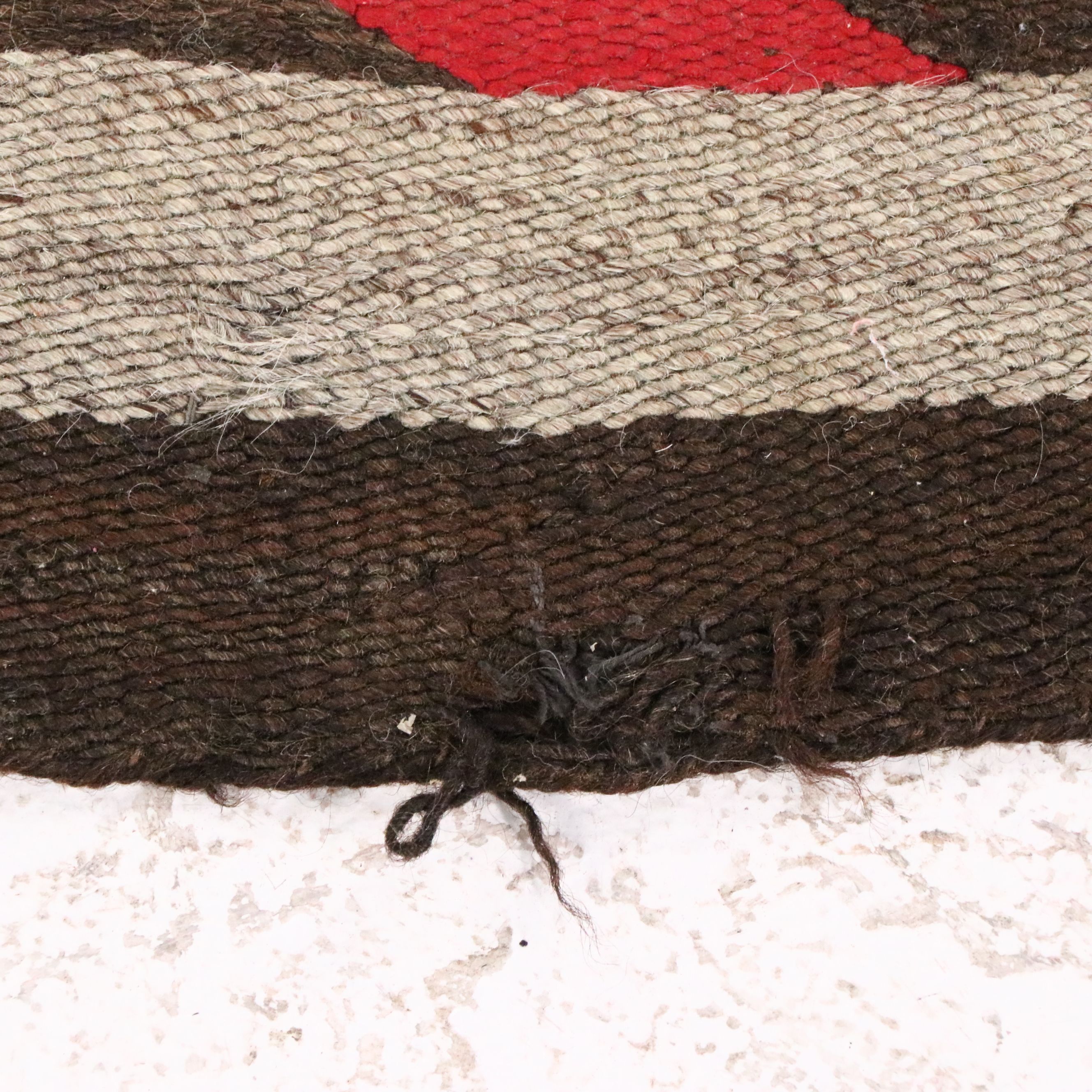 2'7 x 3'9 Handwoven Navajo Accent Rug