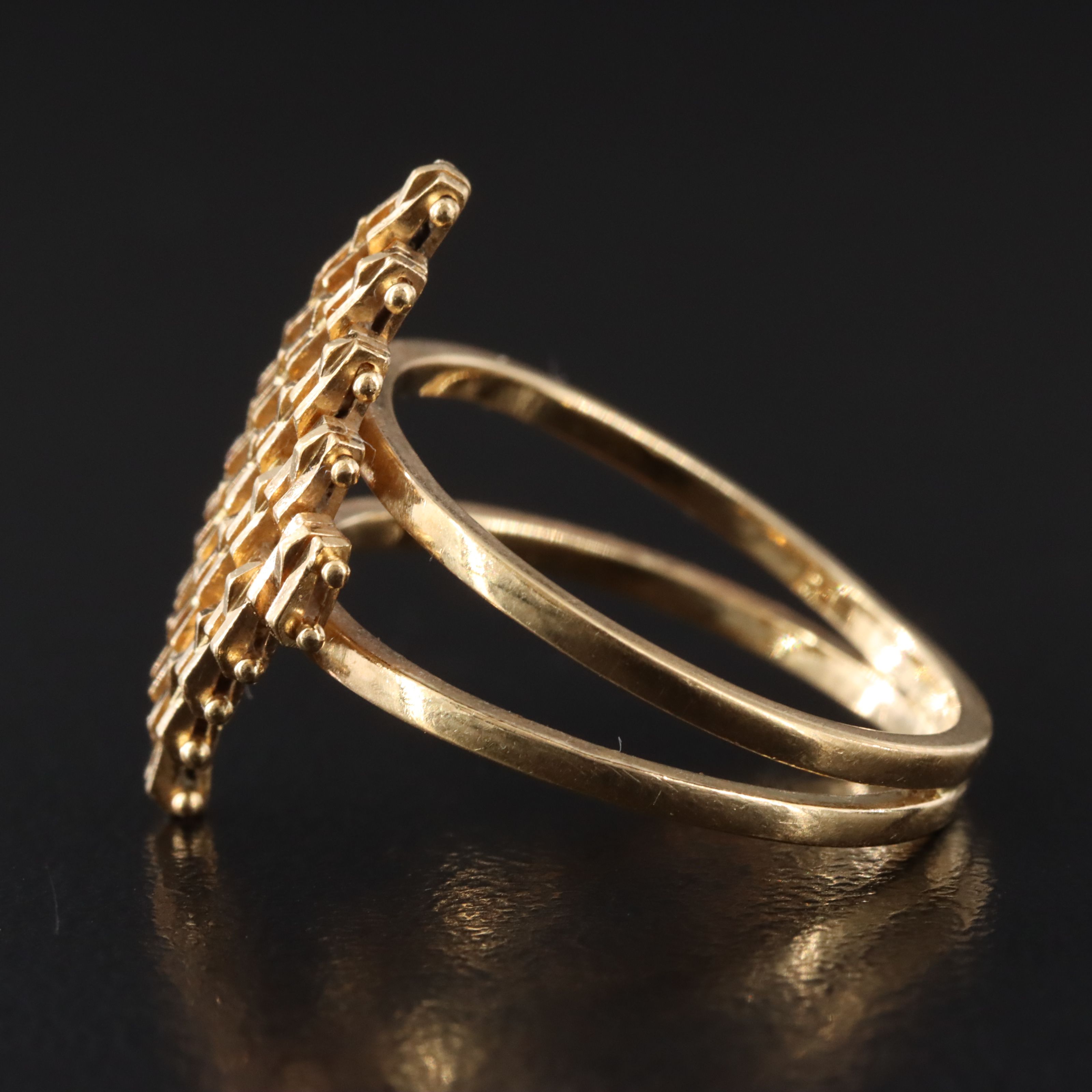 18K Navette Riccio Ring