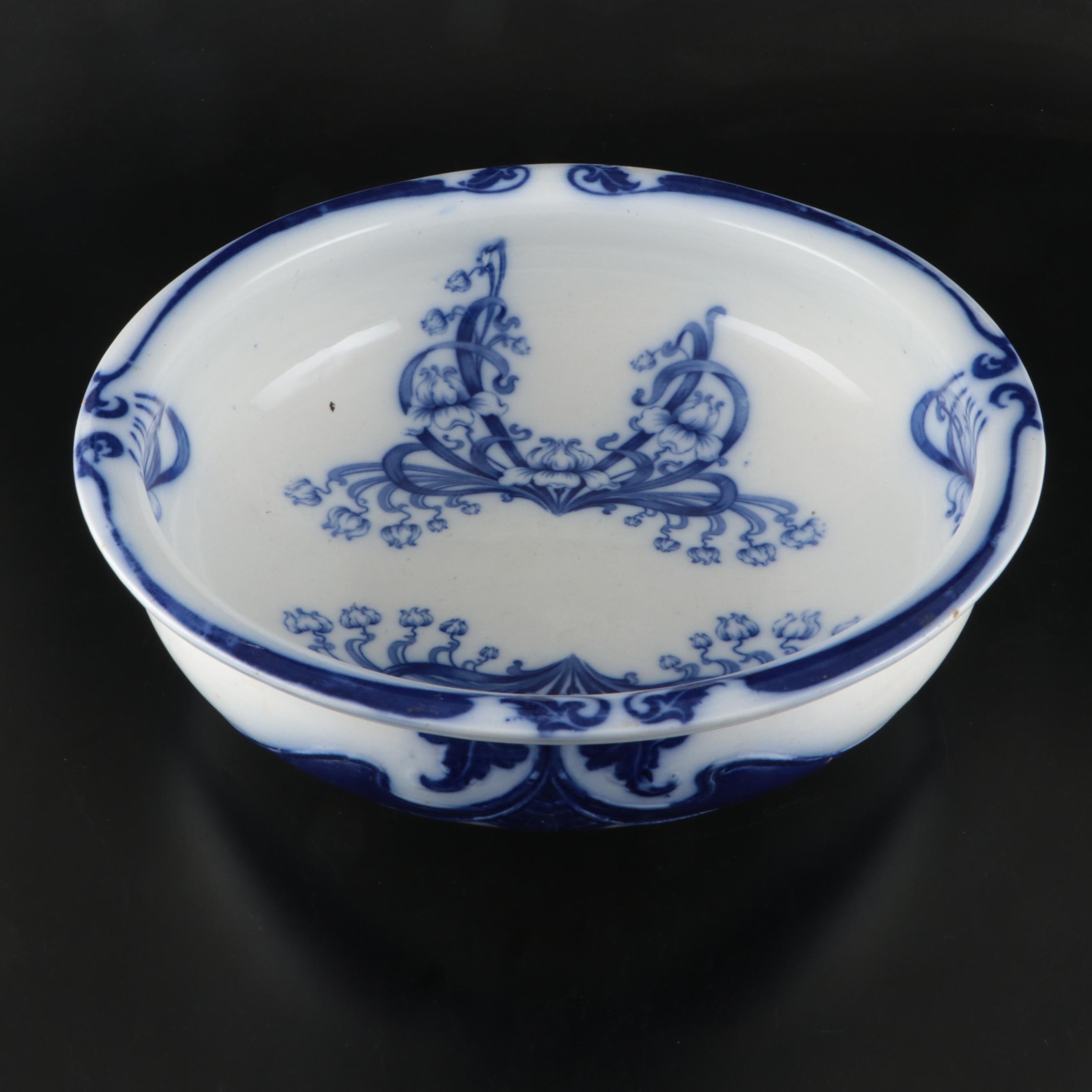 Staffordshire Wood & Sons Earthenware Washbasin, Late 19th/ Early 20th Century