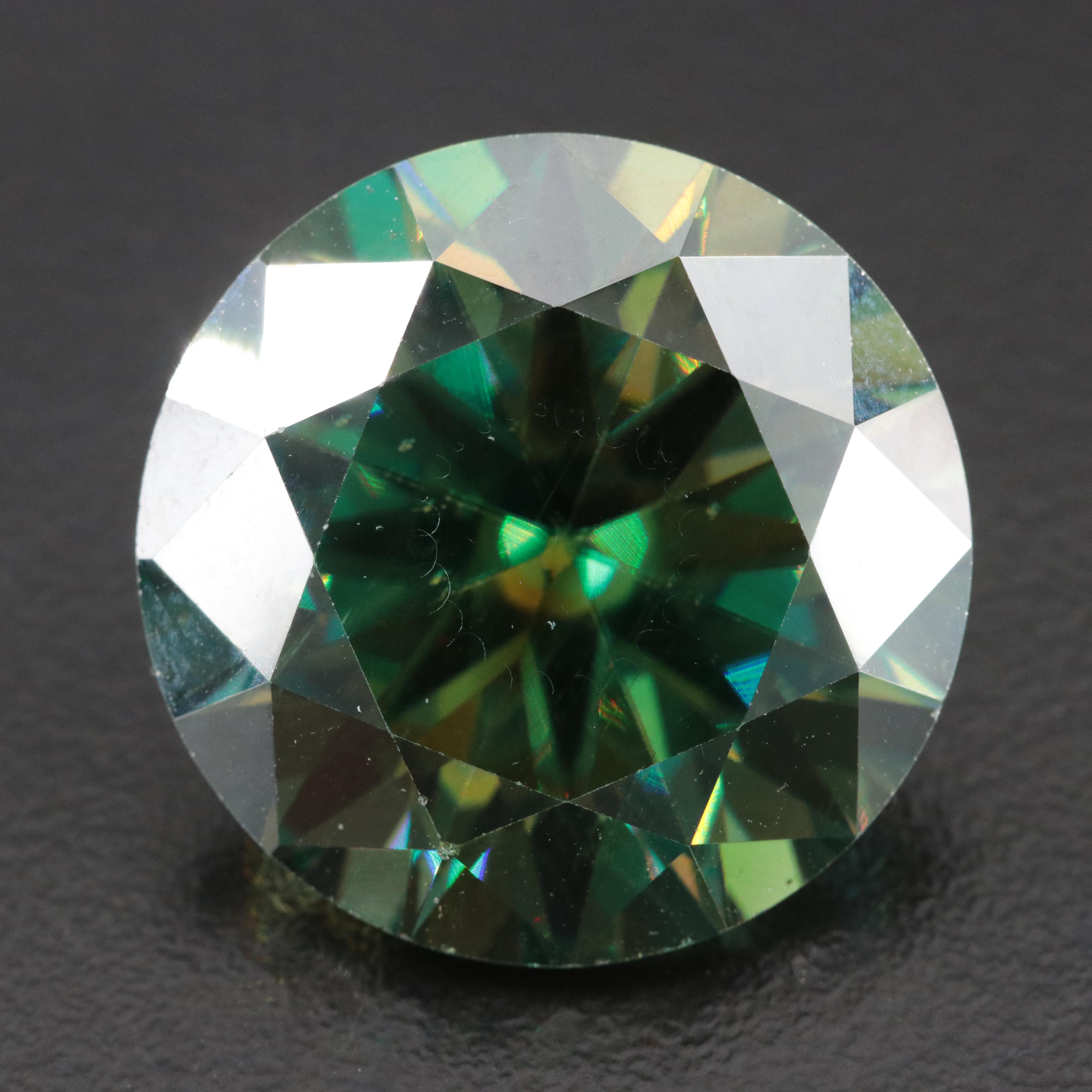 Loose 28.48 CT Moissanite