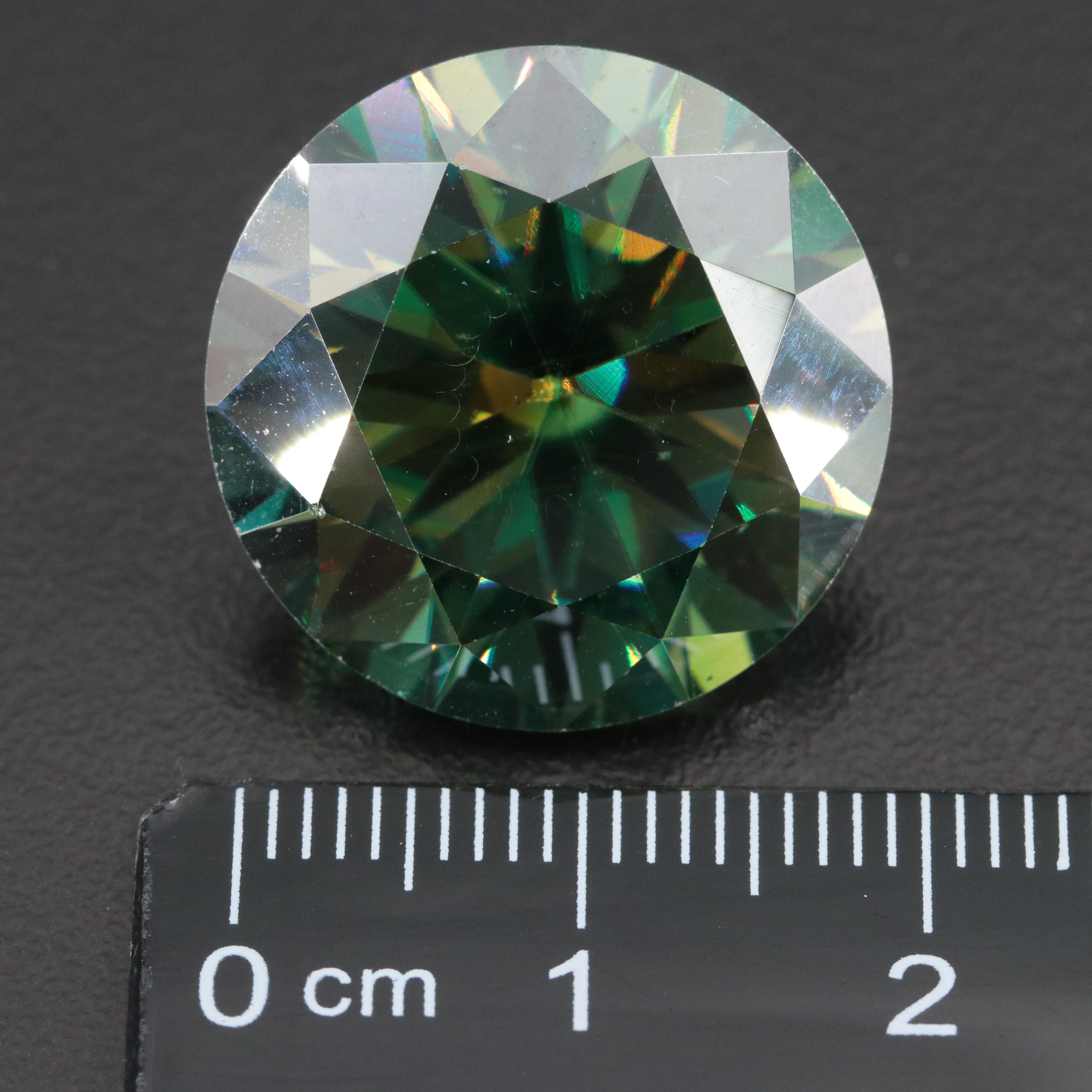 Loose 28.48 CT Moissanite