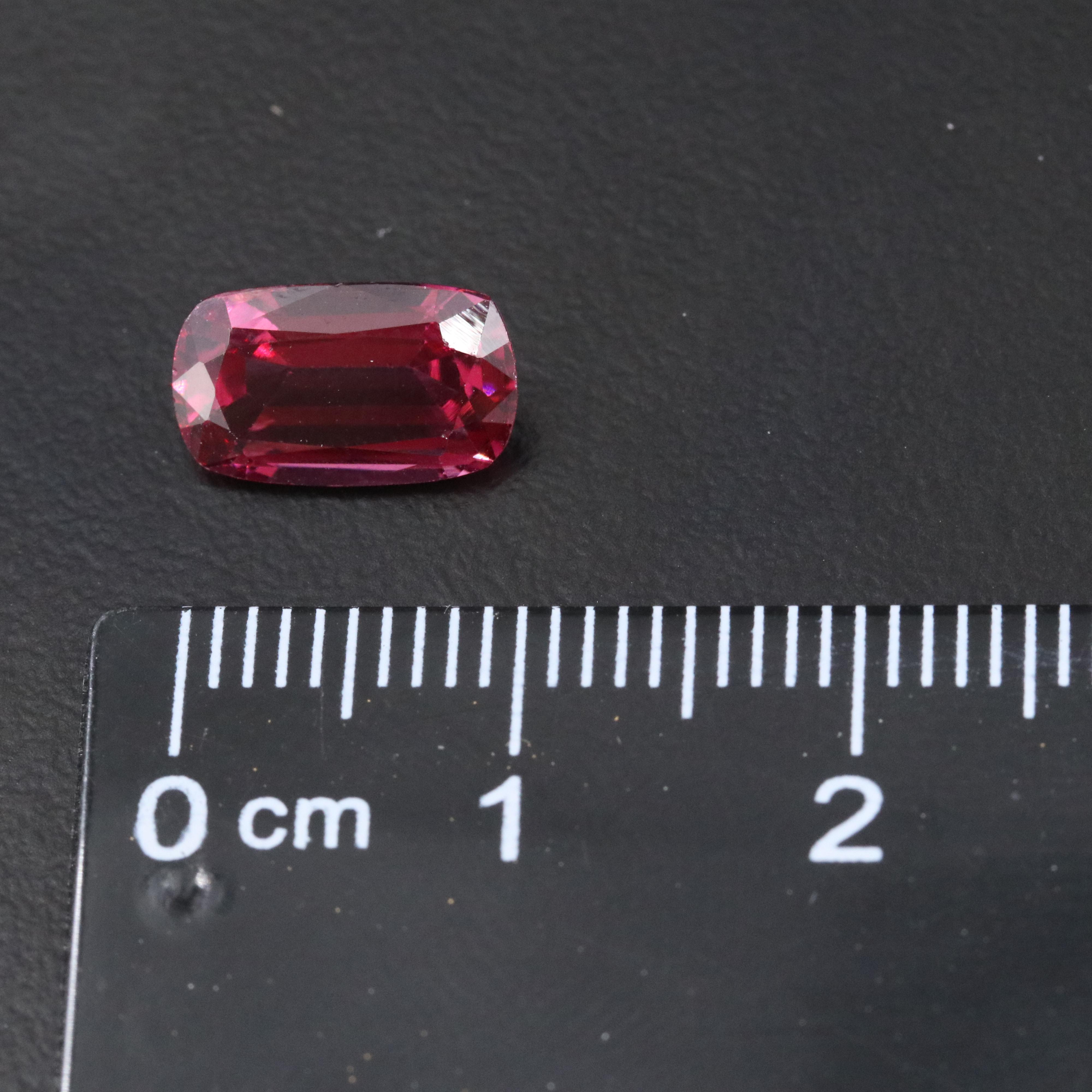 Loose 2.50 CT Garnet