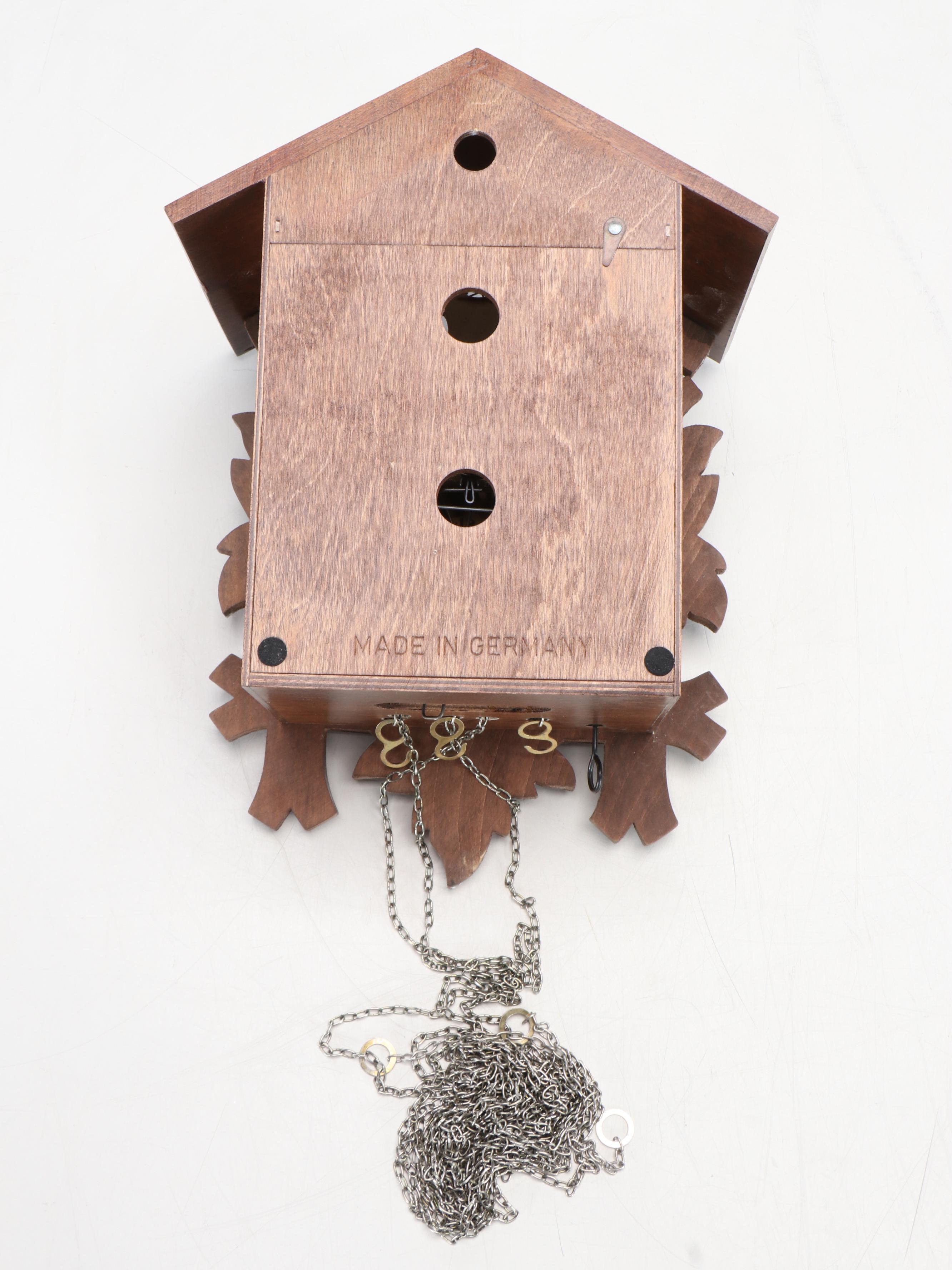 Danbury Mint Black Forest Wood Cuckoo Clock