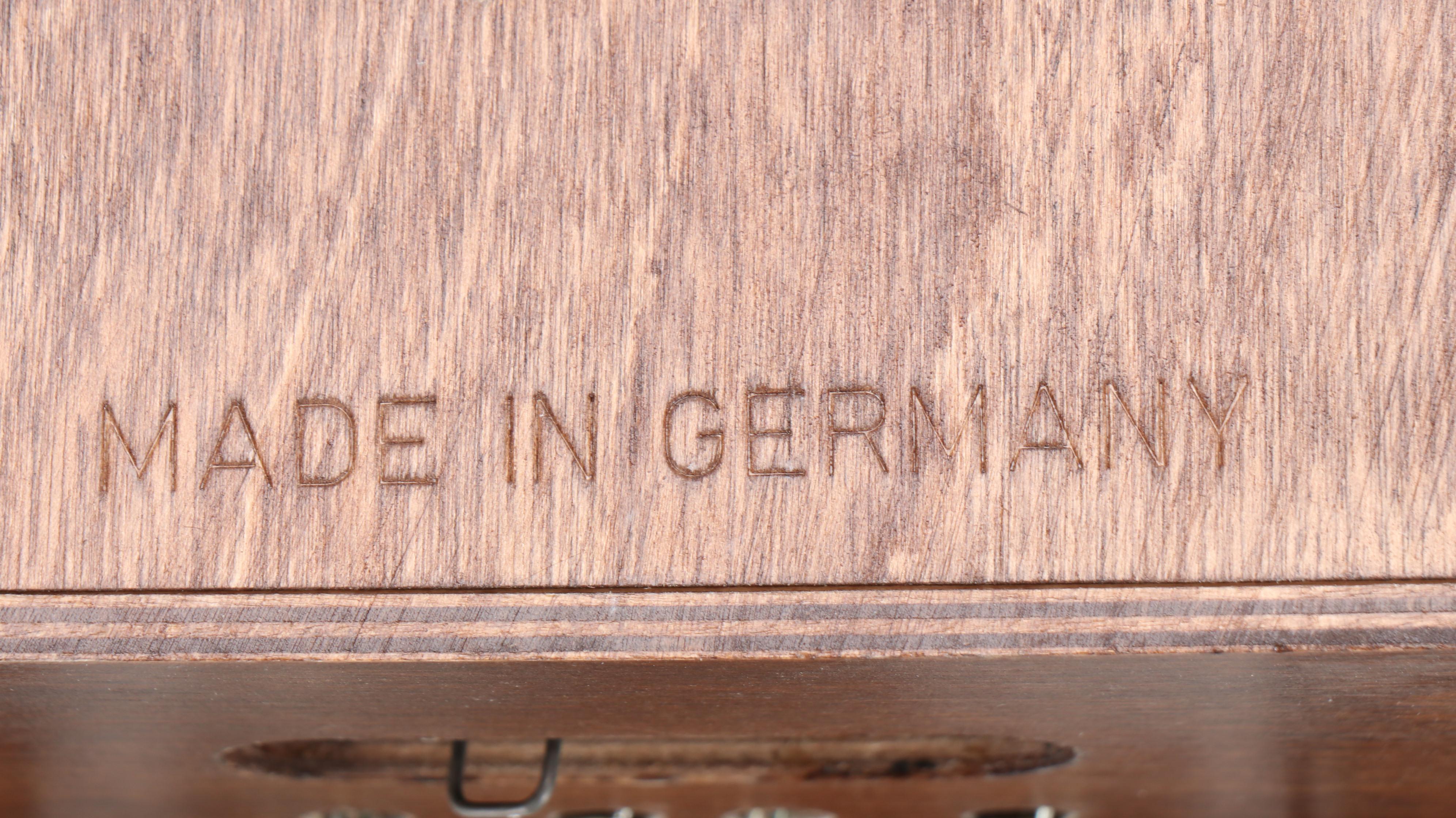 Danbury Mint Black Forest Wood Cuckoo Clock