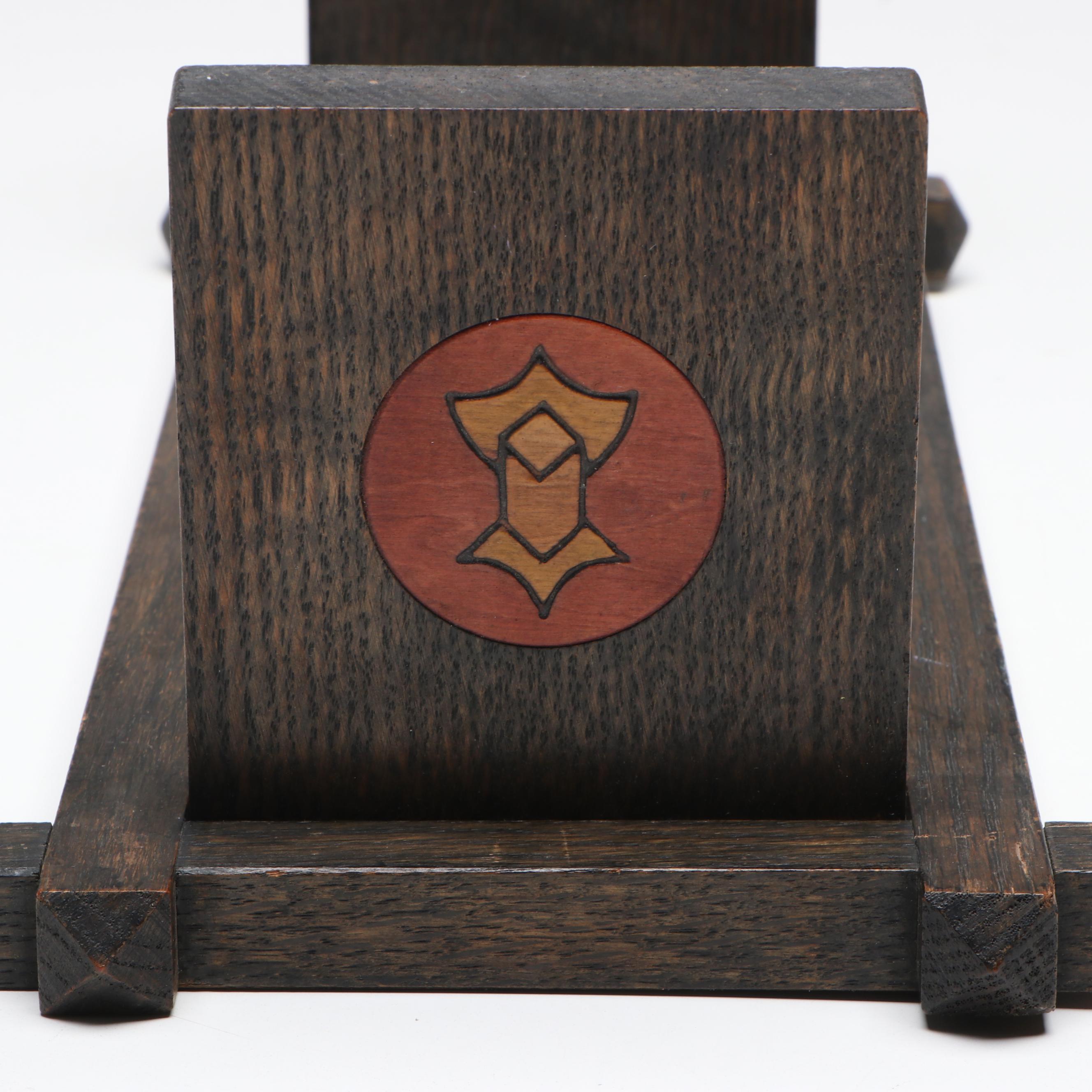 Lakeside Crafts Shop Oak Tabletop Folding Book Rack, Early 20th Century