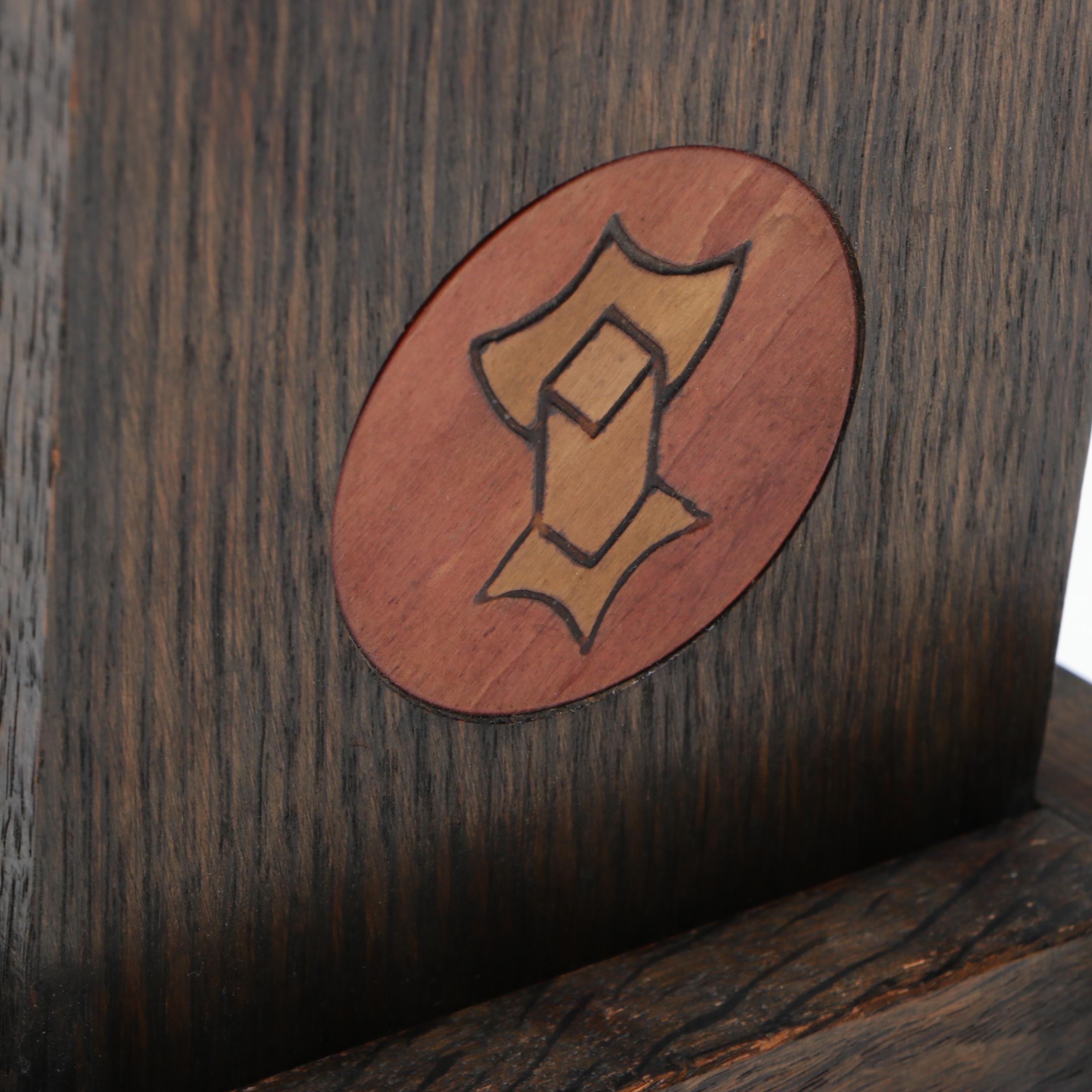 Lakeside Crafts Shop Oak Tabletop Folding Book Rack, Early 20th Century