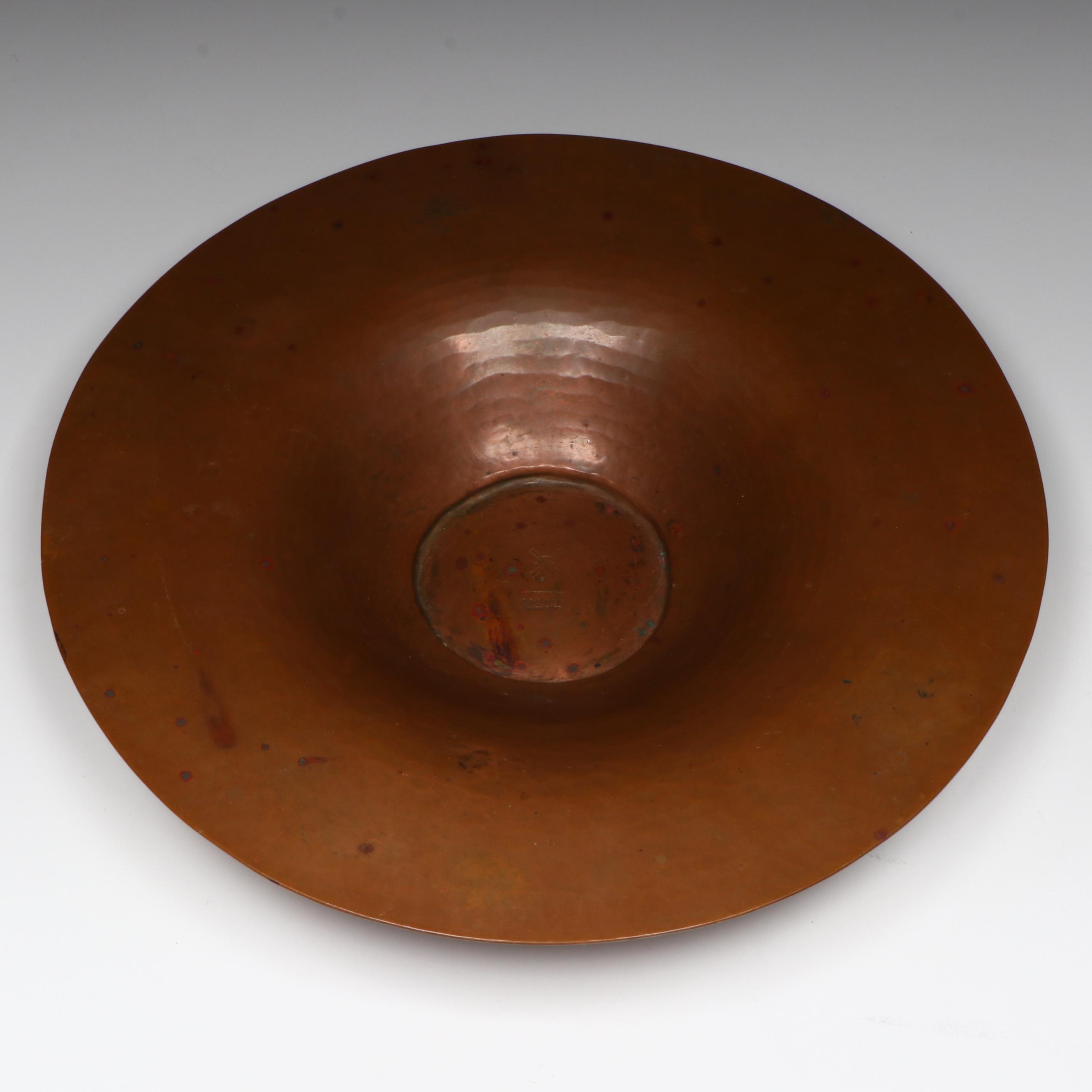 Dirk van Erp American Hammered Copper Bowl, Early to Mid-20th Century