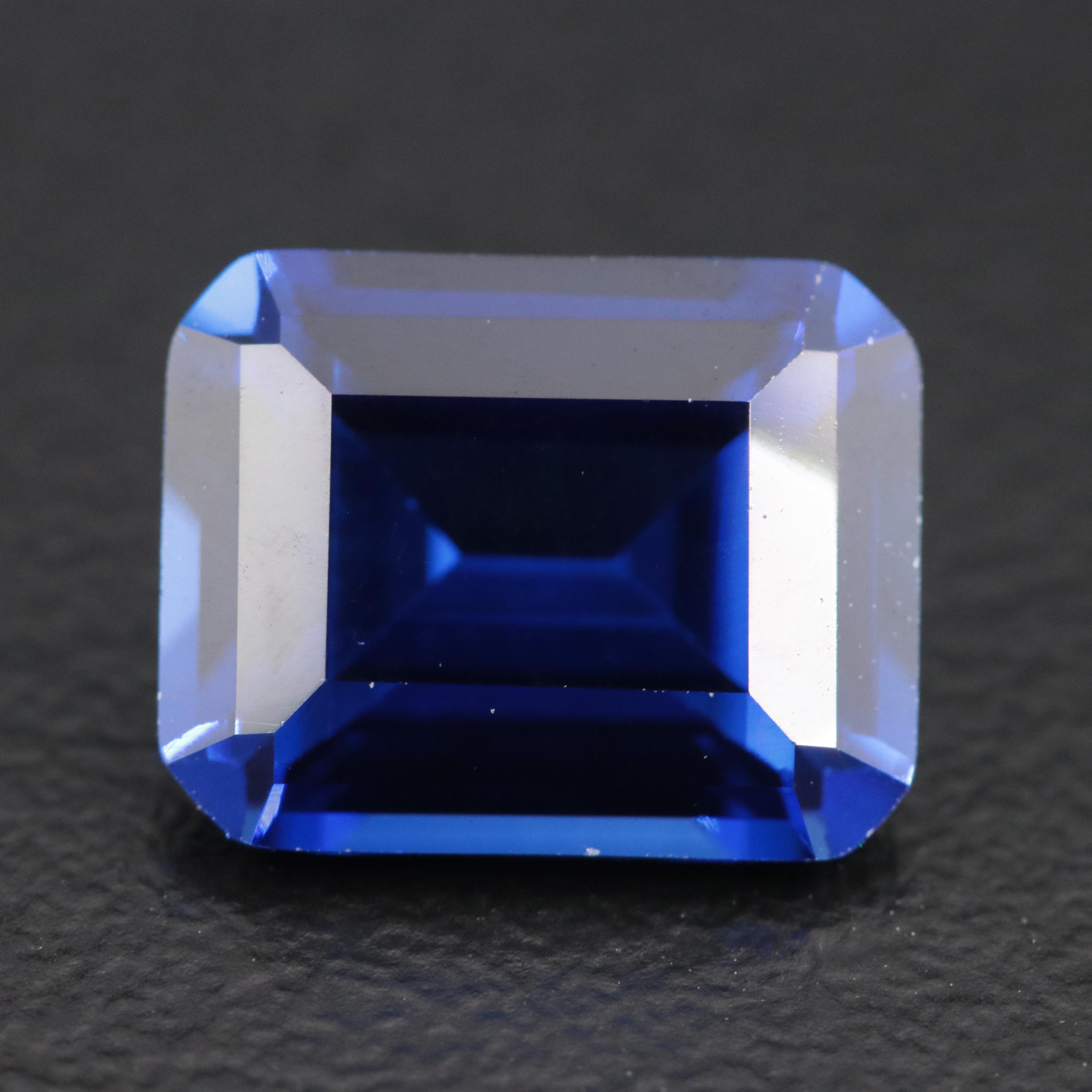 Loose 4.31 CT Lab Grown Sapphire