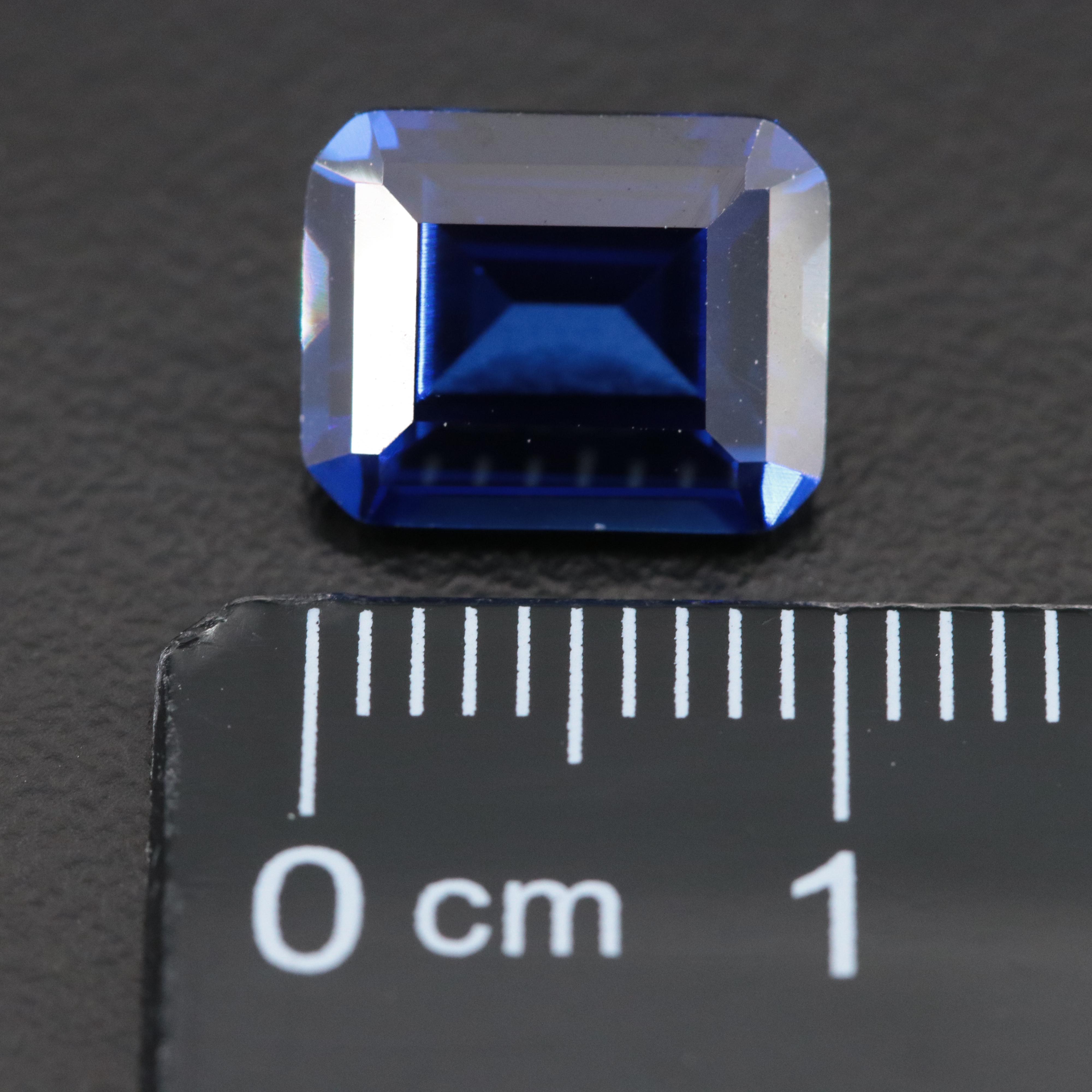 Loose 4.31 CT Lab Grown Sapphire