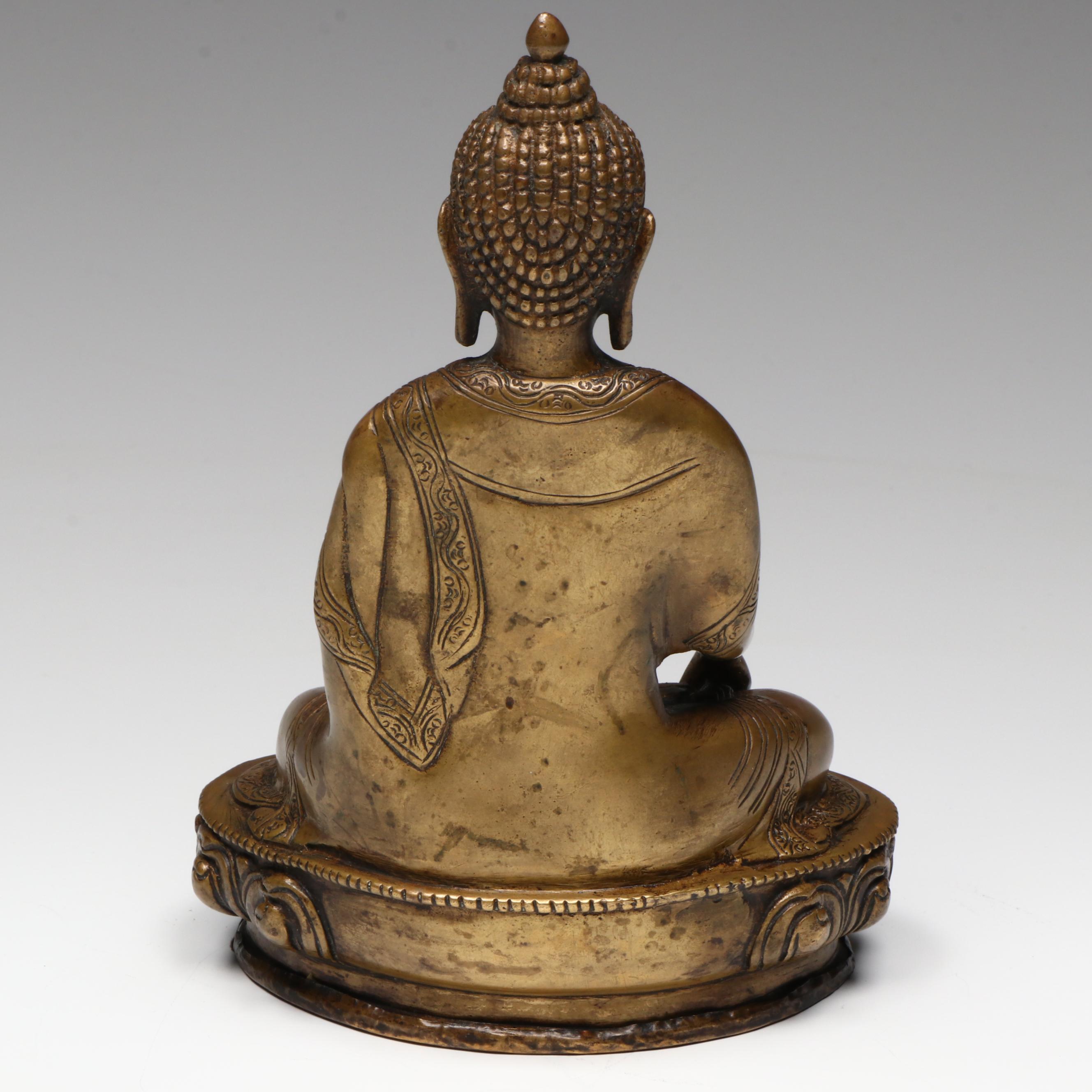 Antique Tibetan Bronze Bhaisajyaguru Buddha