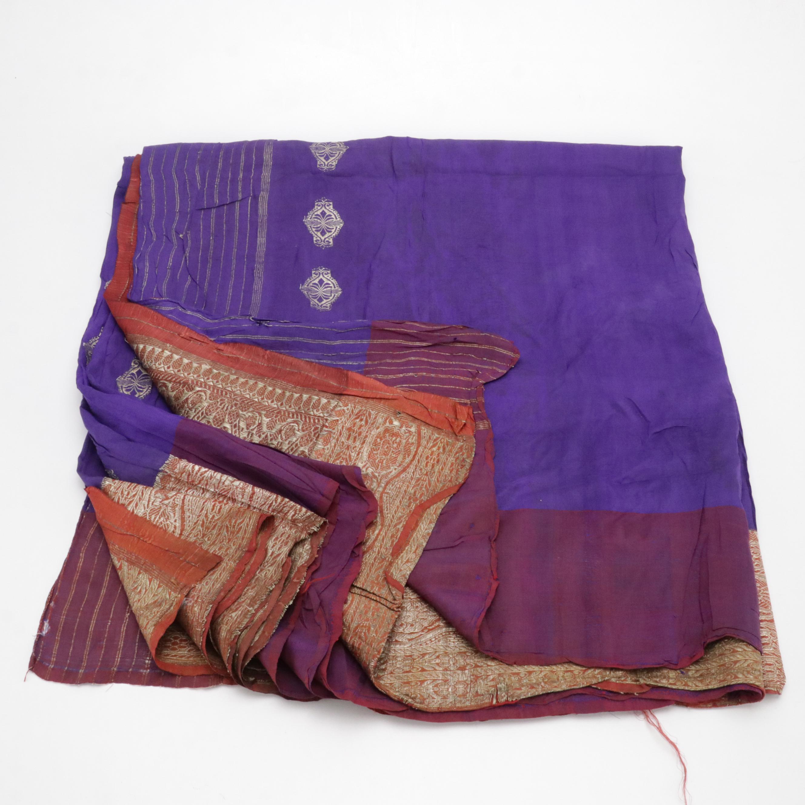 Traditional Dupatta Scarf in Hand-Woven Silk with Metallic Embroidery