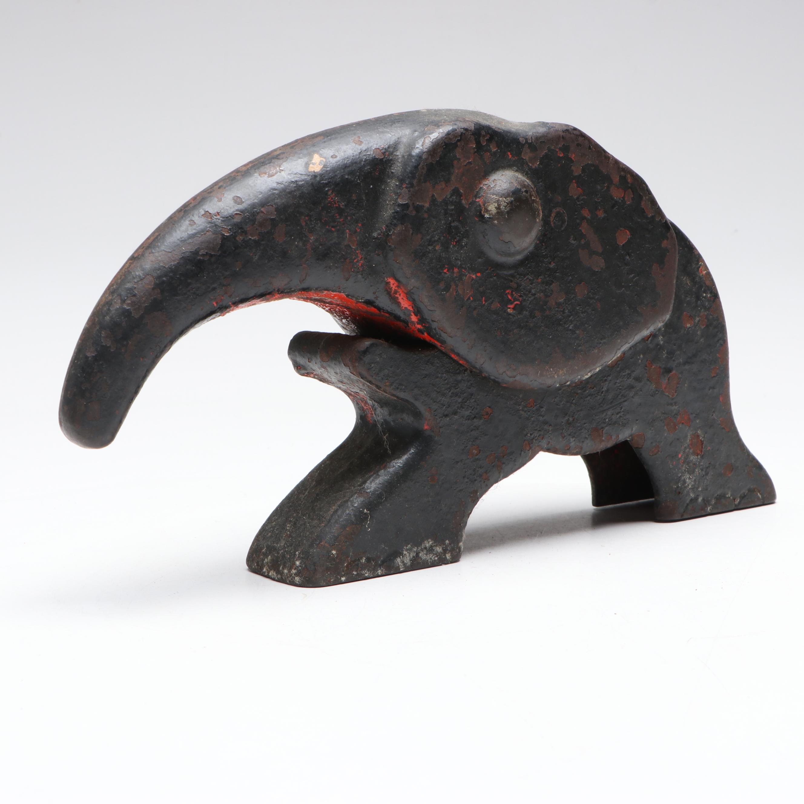 Vindex Art Deco Cast Iron Figural Elephant Nutcracker, Early 20th C.