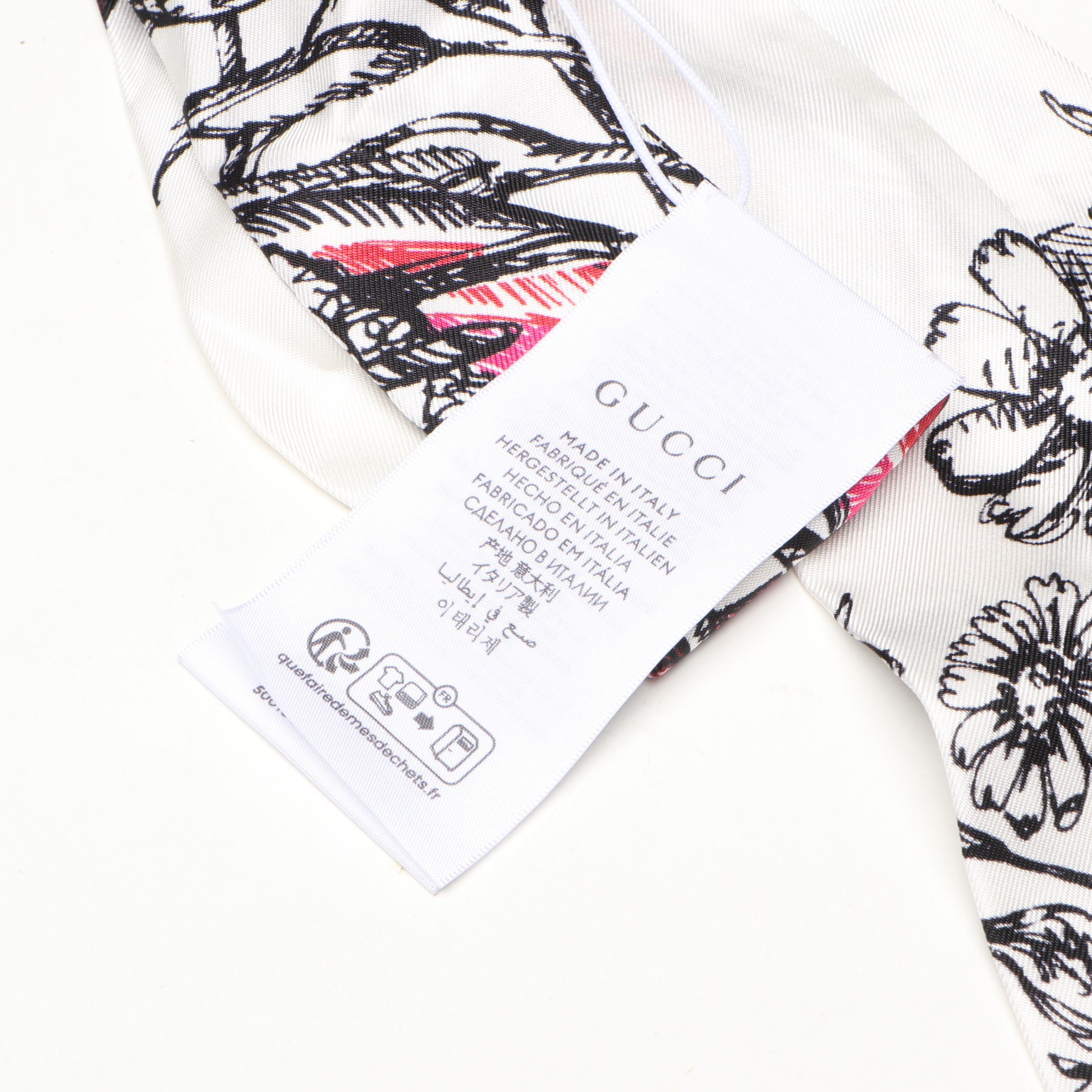 Gucci Pink & Black Floral Motif Silk Skinny Scarf in Box