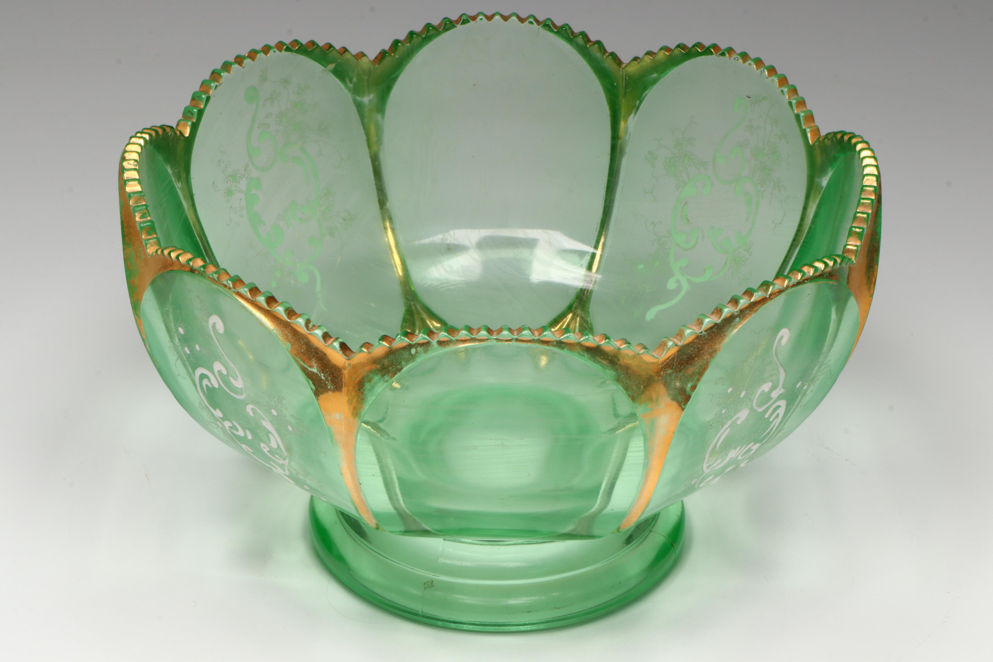 Northwood "Nestor" Gilt Accented and Enameled Uranium Glass Berry Set
