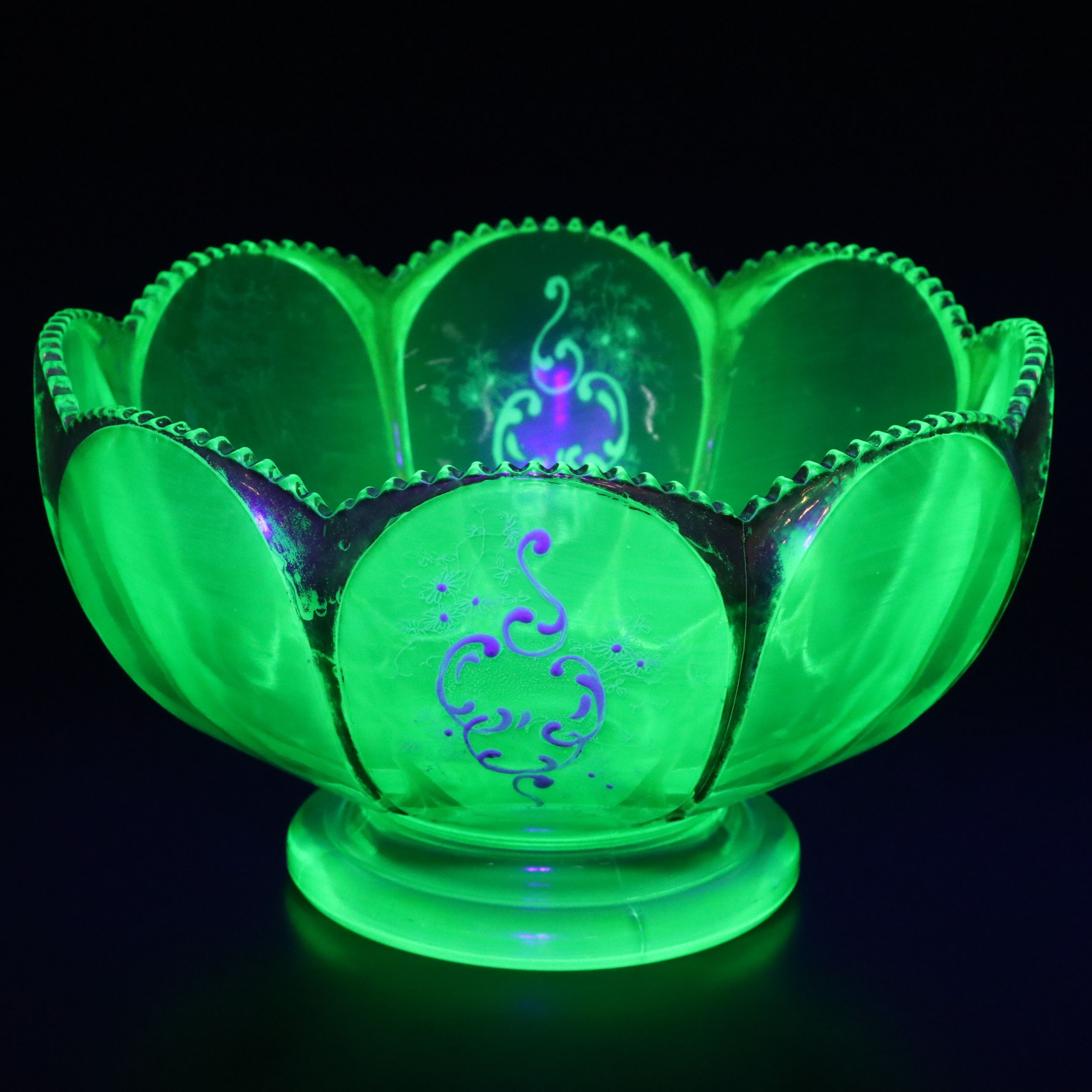 Northwood "Nestor" Gilt Accented and Enameled Uranium Glass Berry Set