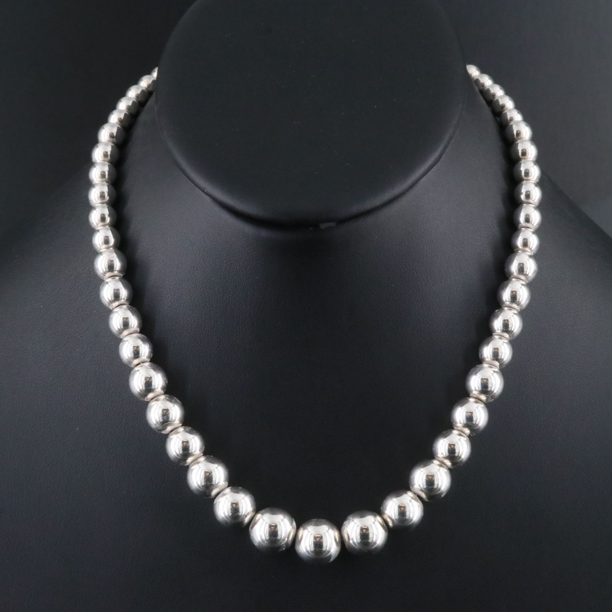 Tiffany & Co. HardWear Sterling Graduated Ball Necklace