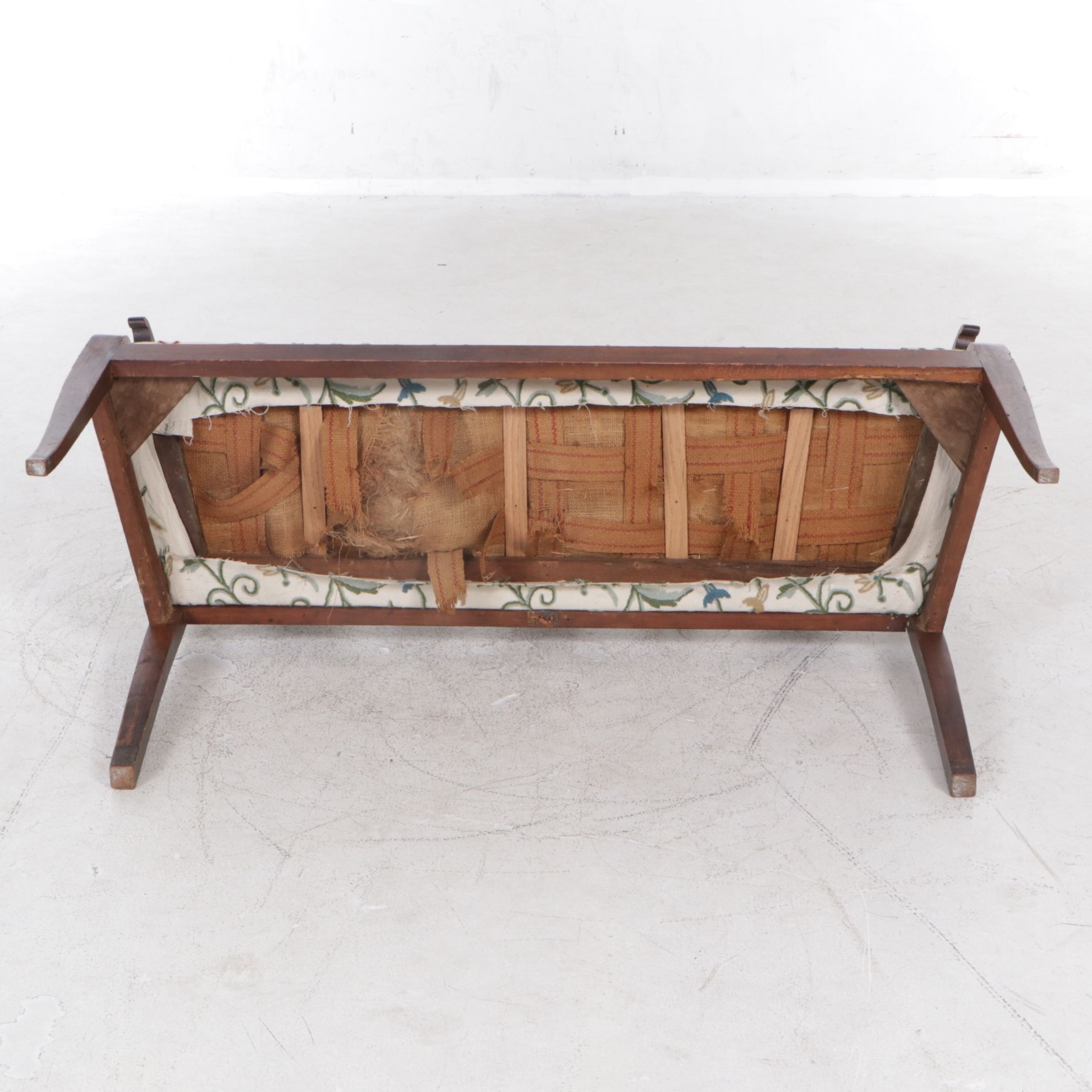 Hepplewhite Style Mahogany Three Wheat Sheaf Seatback Settee, 19th Century