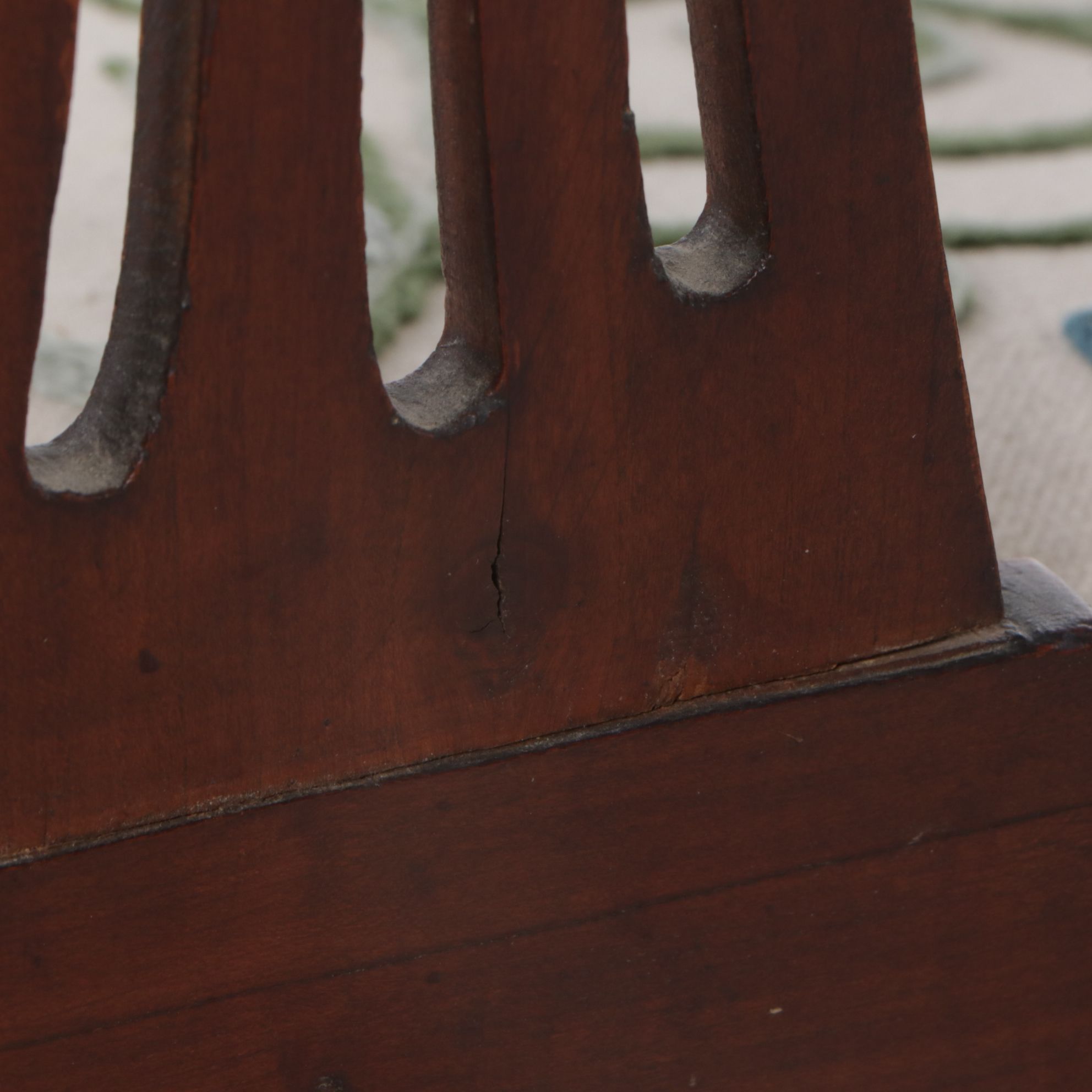 Hepplewhite Style Mahogany Three Wheat Sheaf Seatback Settee, 19th Century