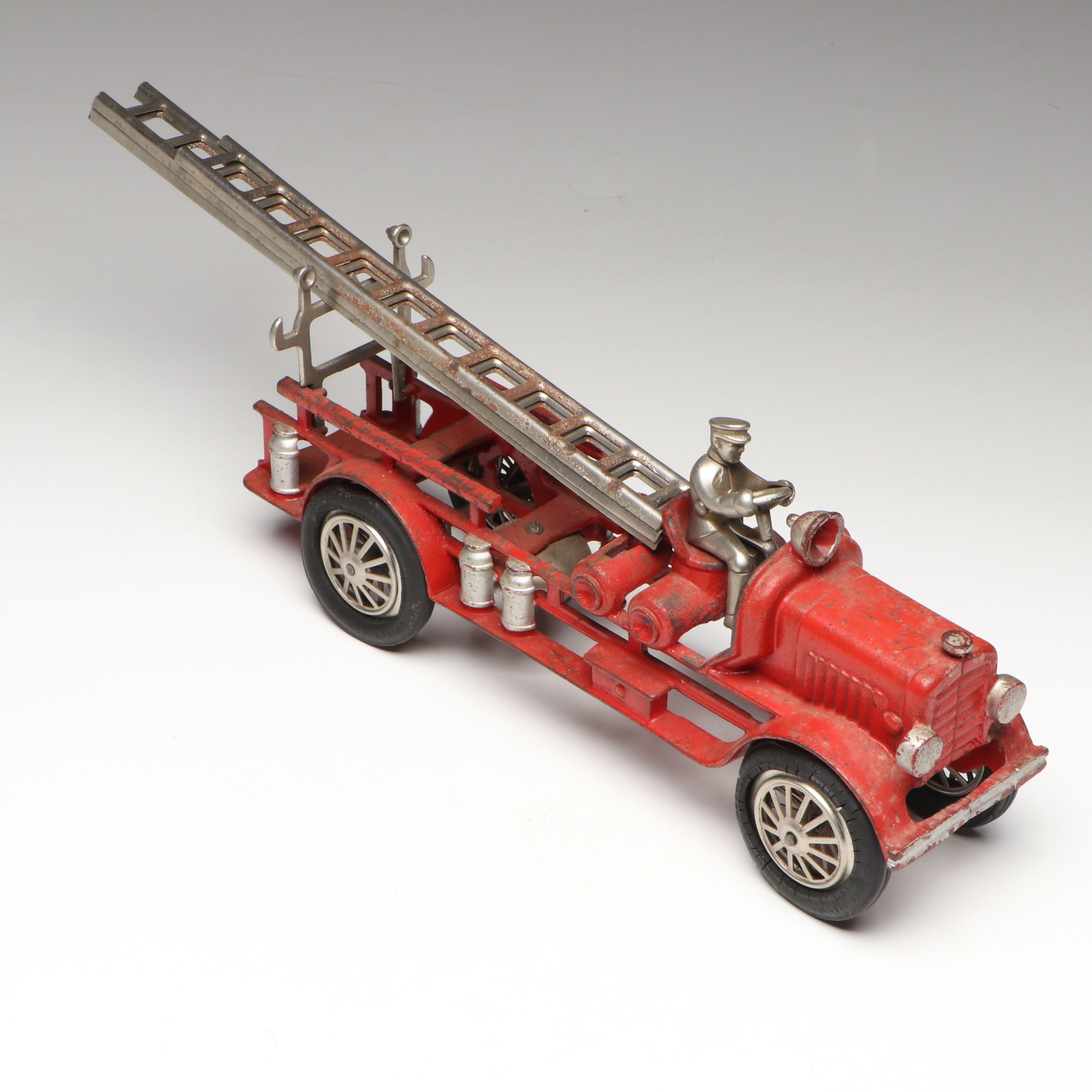 Hubley Cold-Painted Cast Iron Fire Ladder Truck, Early 20th Century