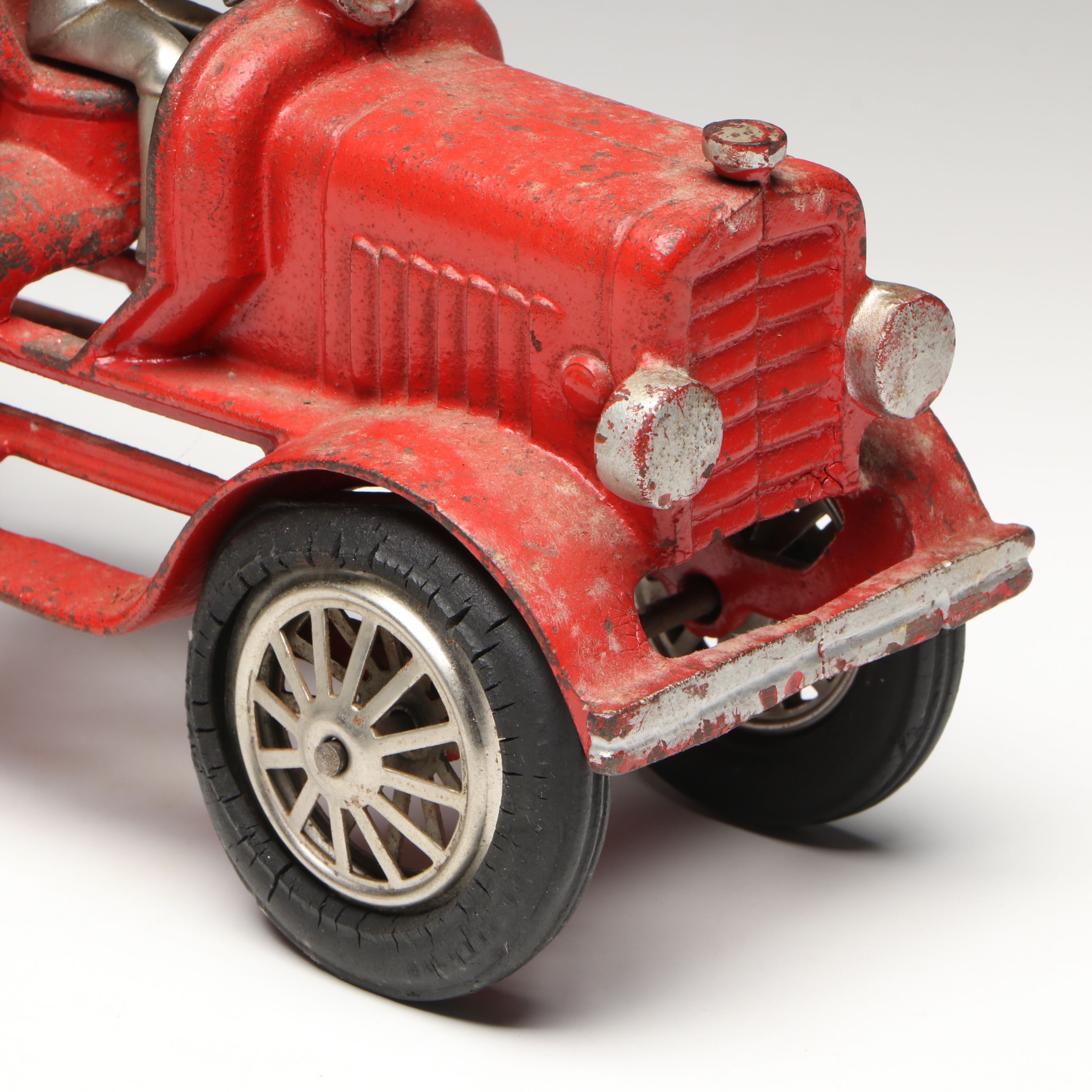 Hubley Cold-Painted Cast Iron Fire Ladder Truck, Early 20th Century