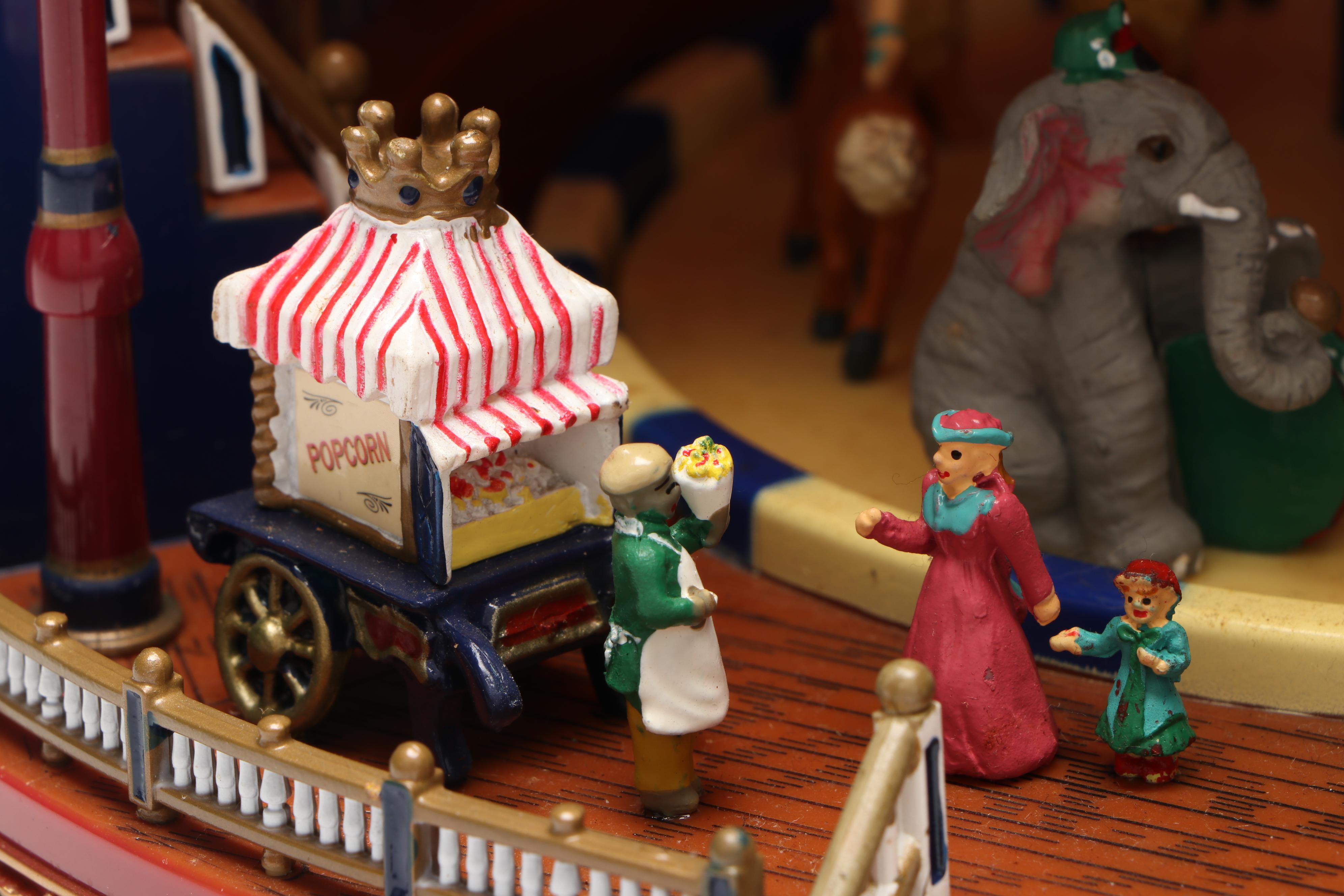 Mr. Christmas "World's Fair" Animated Big Top Circus Tent, 2011