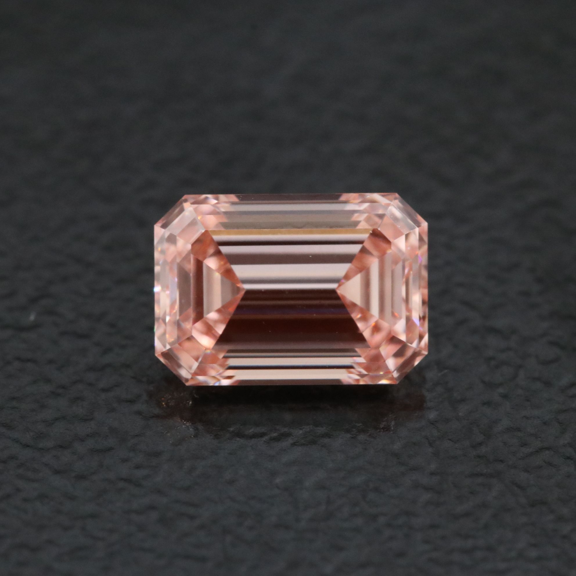 Loose 1.01 CT Lab Grown Fancy Pink Diamond with IGI Report