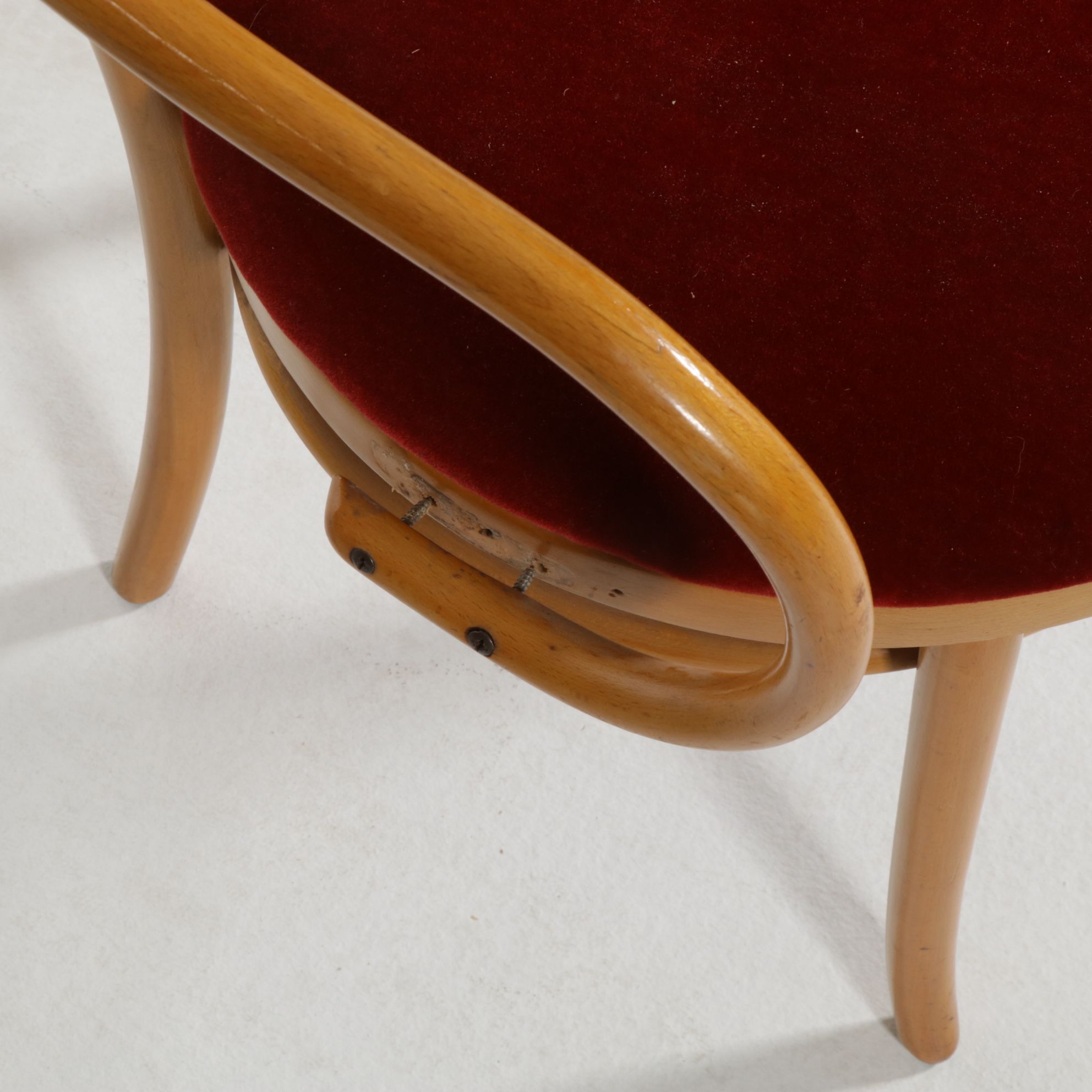 Six Thonet Style B9 Bentwood Armchairs, Late 20th Century