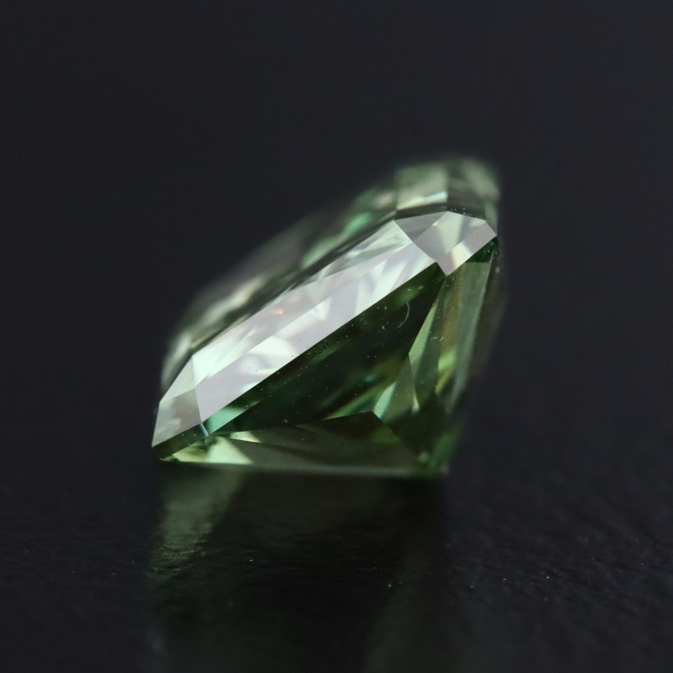 Loose 3.10 CT Fancy Vivid Green Lab Grown Diamond with IGI Report