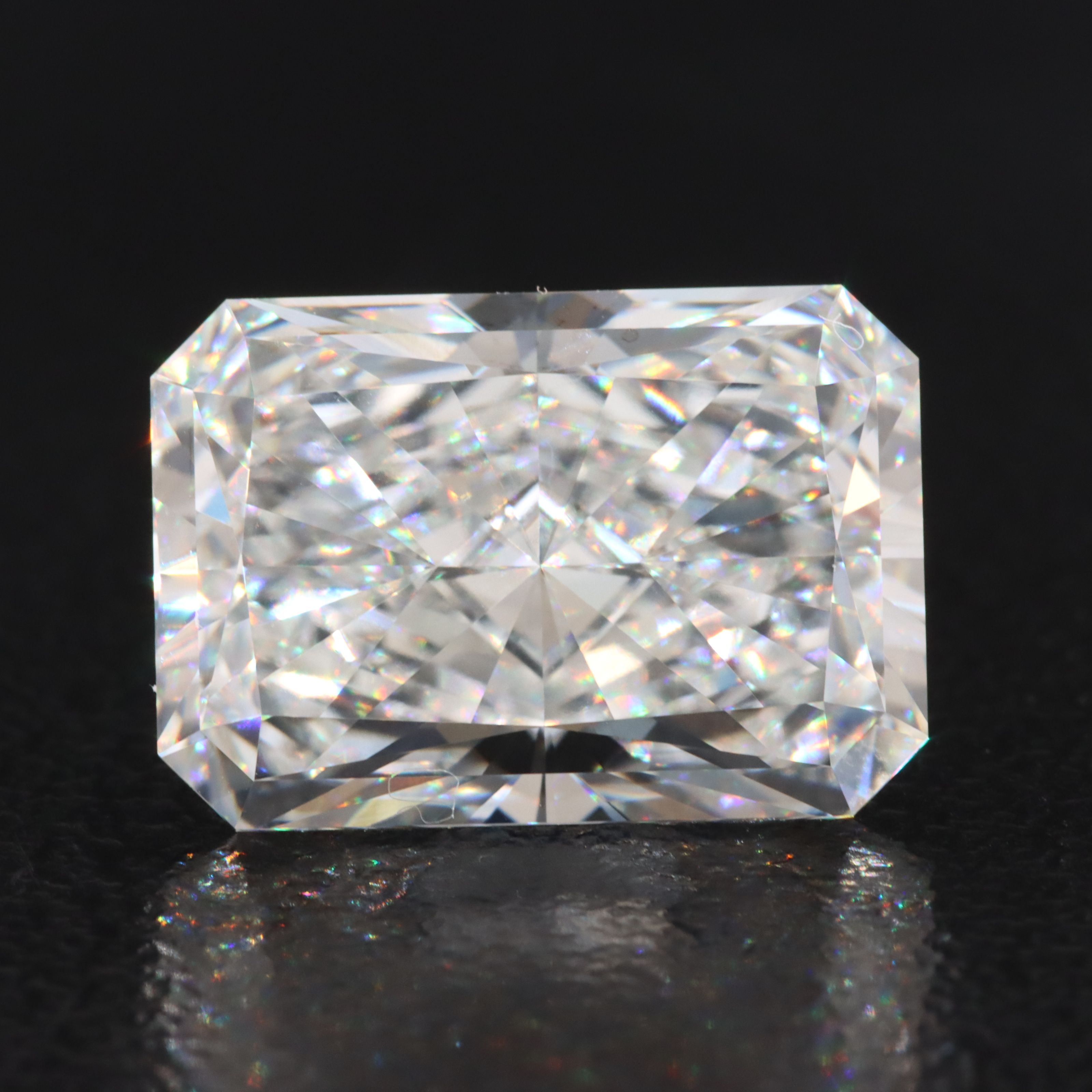 Loose 5.54 CT Lab Grown Diamond with IGI Report
