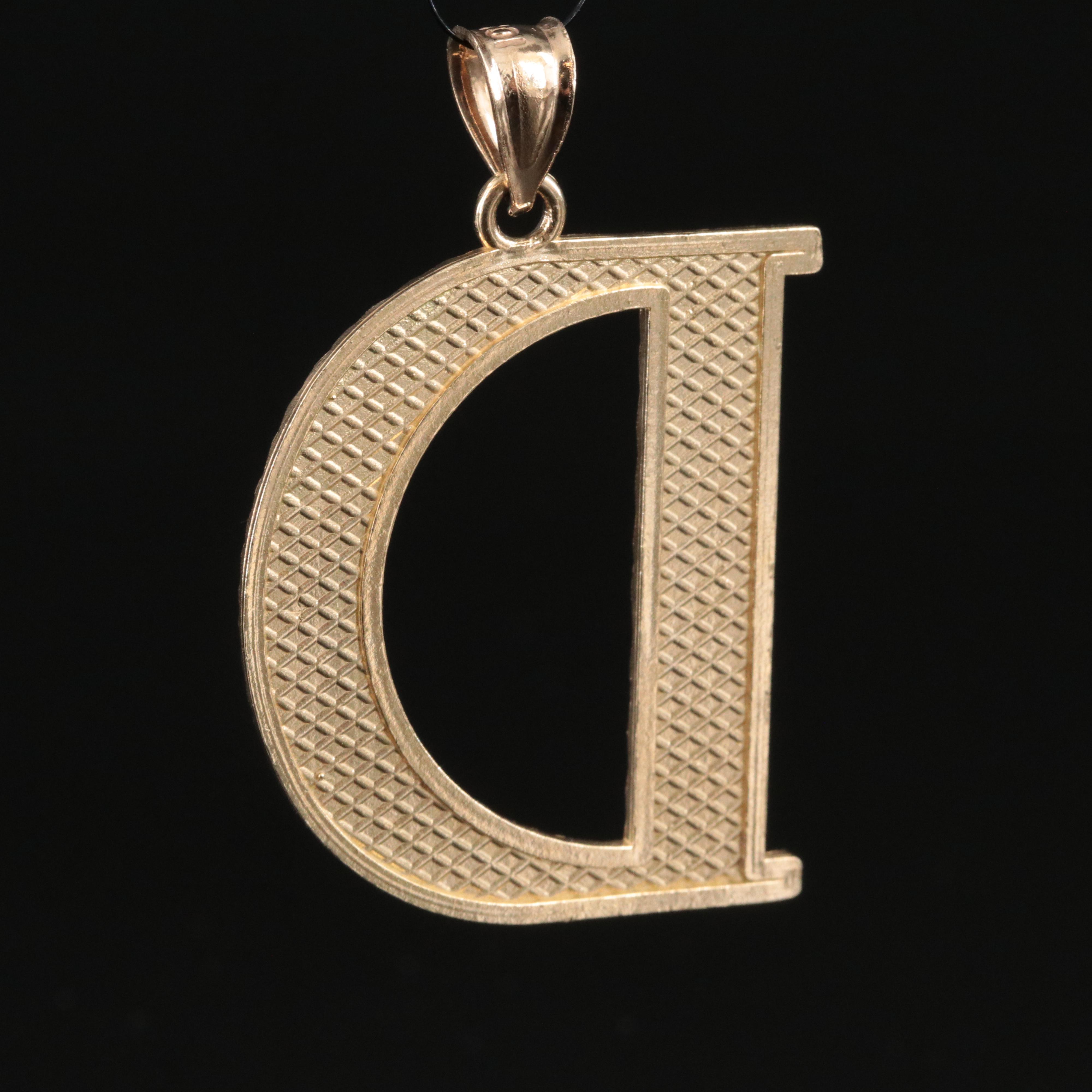 10K "D" Initial Pendant