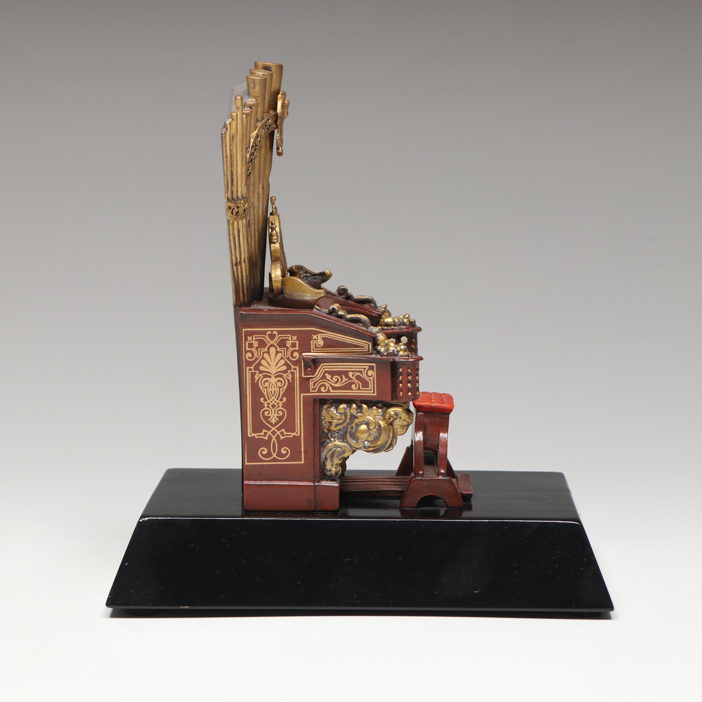 Disney 20,000 Leagues Under the Sea Limited Edition Musical Figurine, 1982