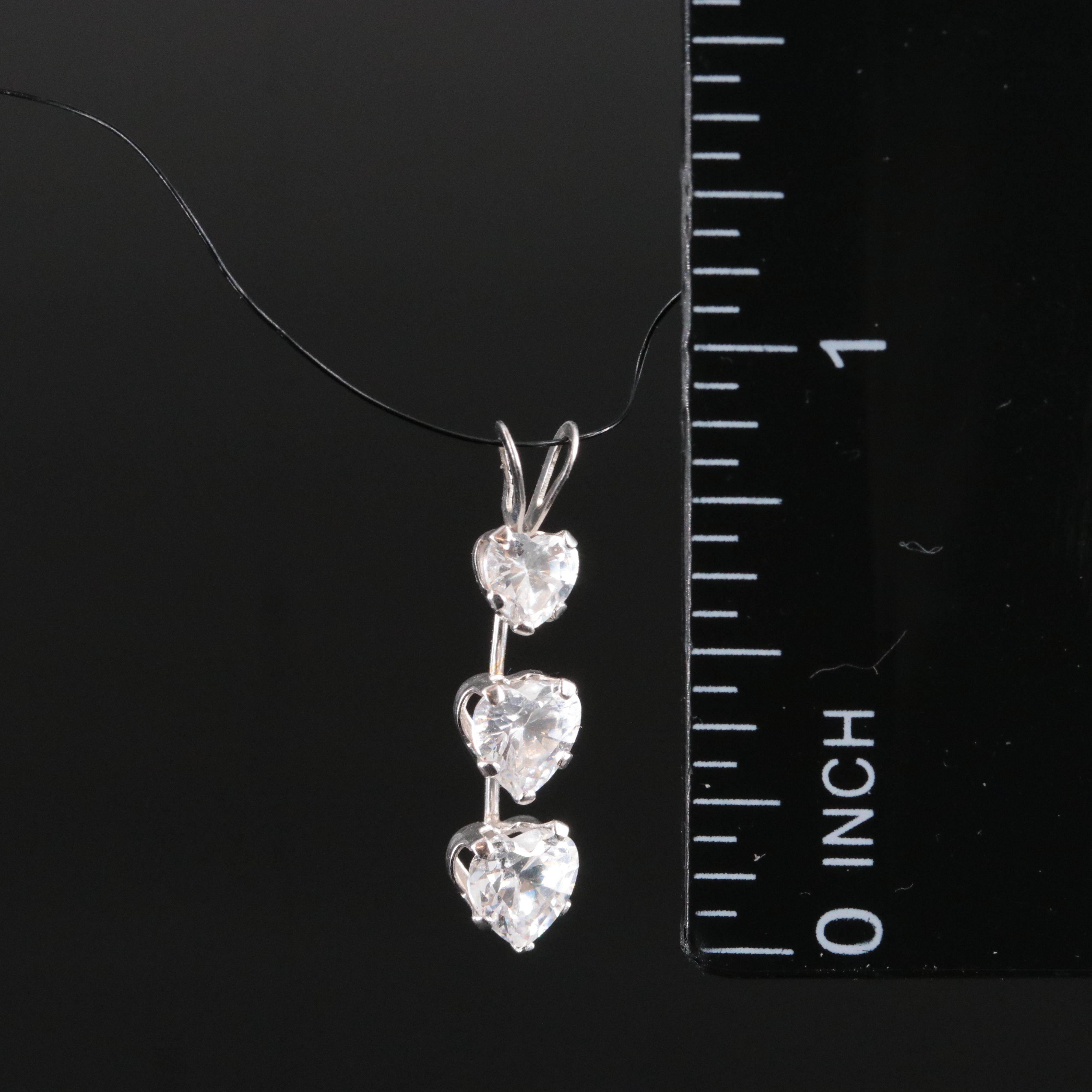 10K Graduated CZ Heart Pendant